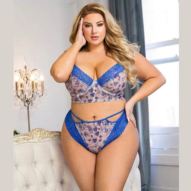Sensual 2 Piece Plus Size Lace Floral Lingerie Set