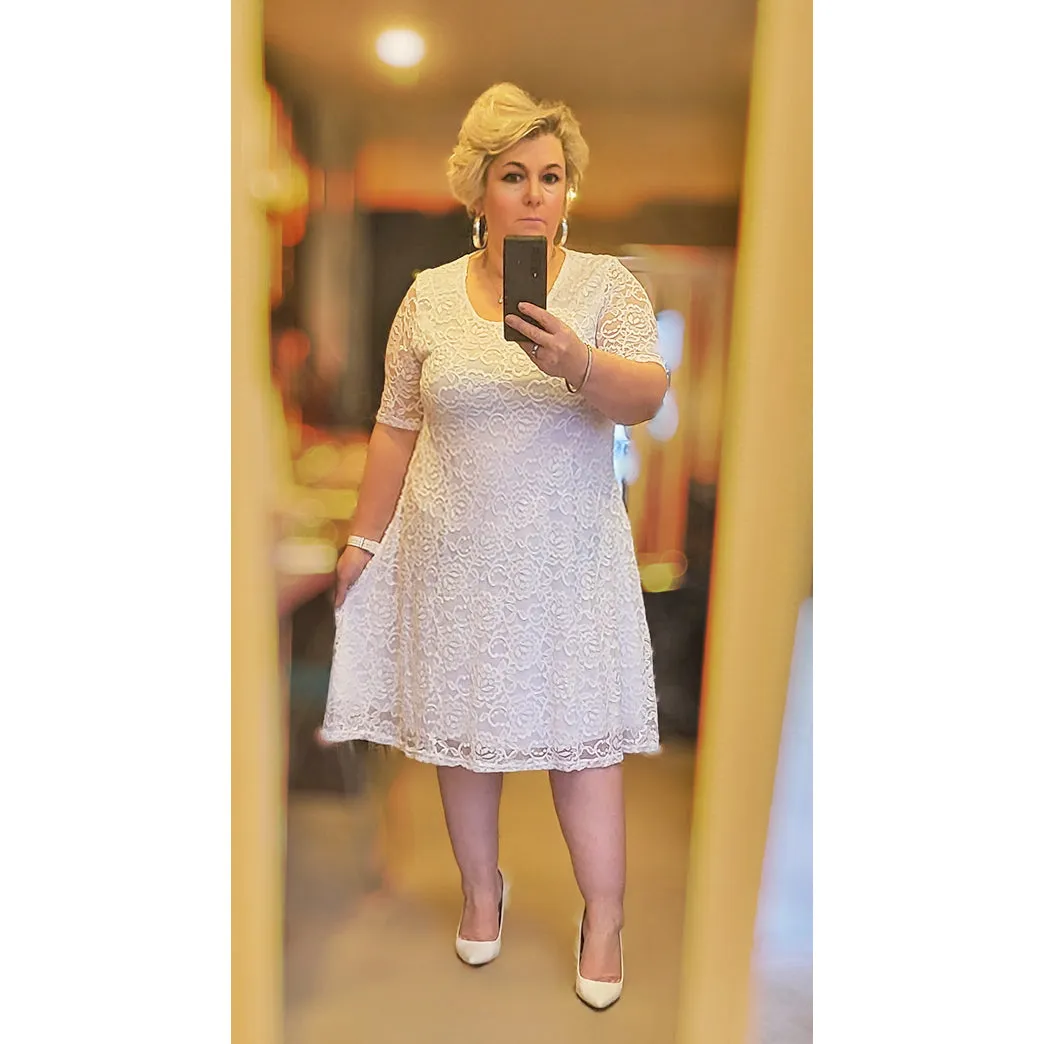 SHORT SLEEVE LACE FULLY LINED SWING DRESS