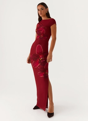 Showtime Maxi Dress - Maroon Perfect Cut Showtime Maxi Dress - Maroon All-Occasion Wear Outfit Core