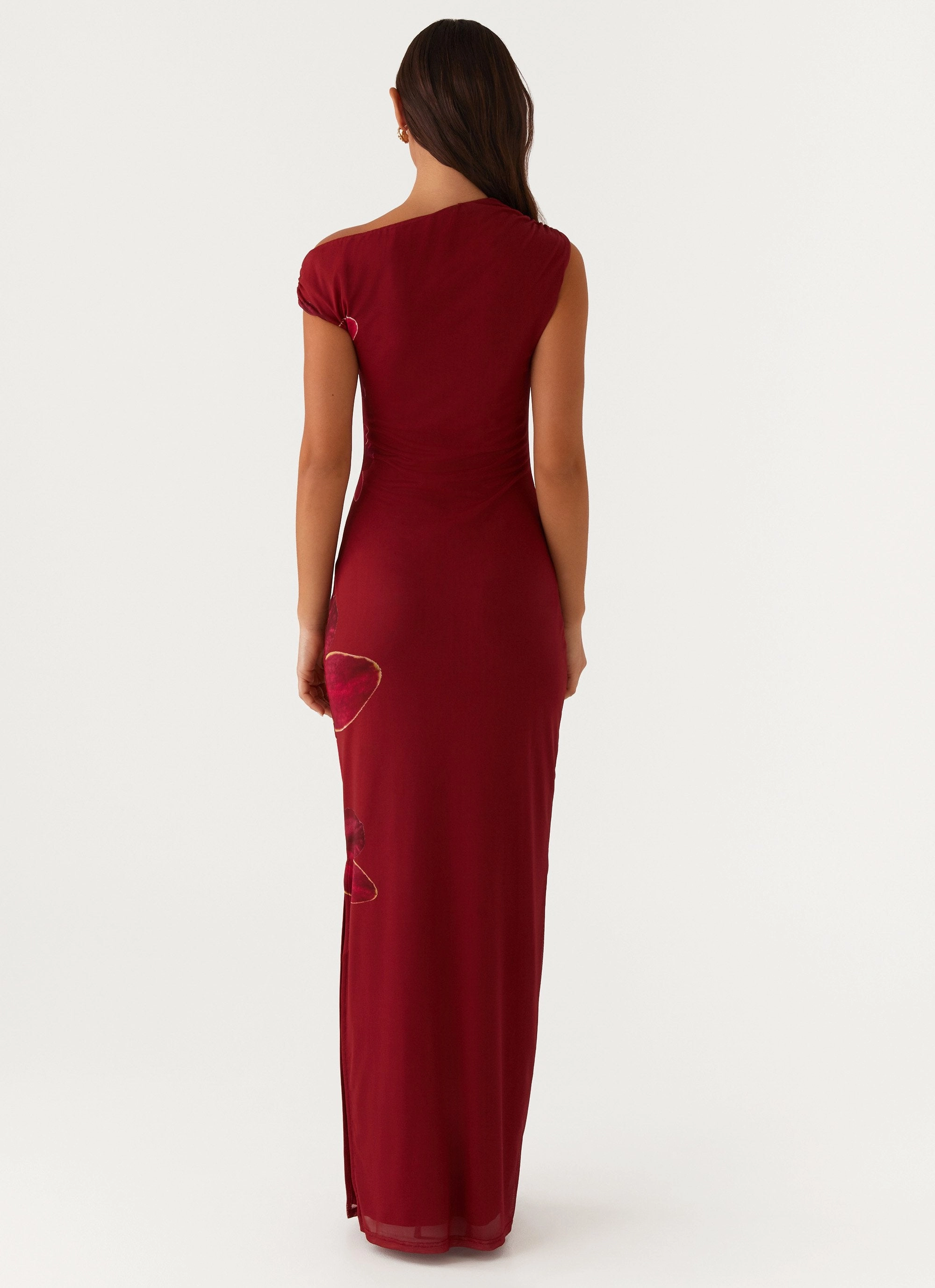 Showtime Maxi Dress - Maroon Flattering Design
