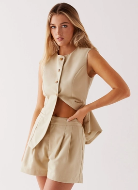 Siena Style Tailored Shorts - Beige Mesh Underarm Gusset Siena Style Tailored Shorts - Beige Tagless Neckline Design TearResistantWeave