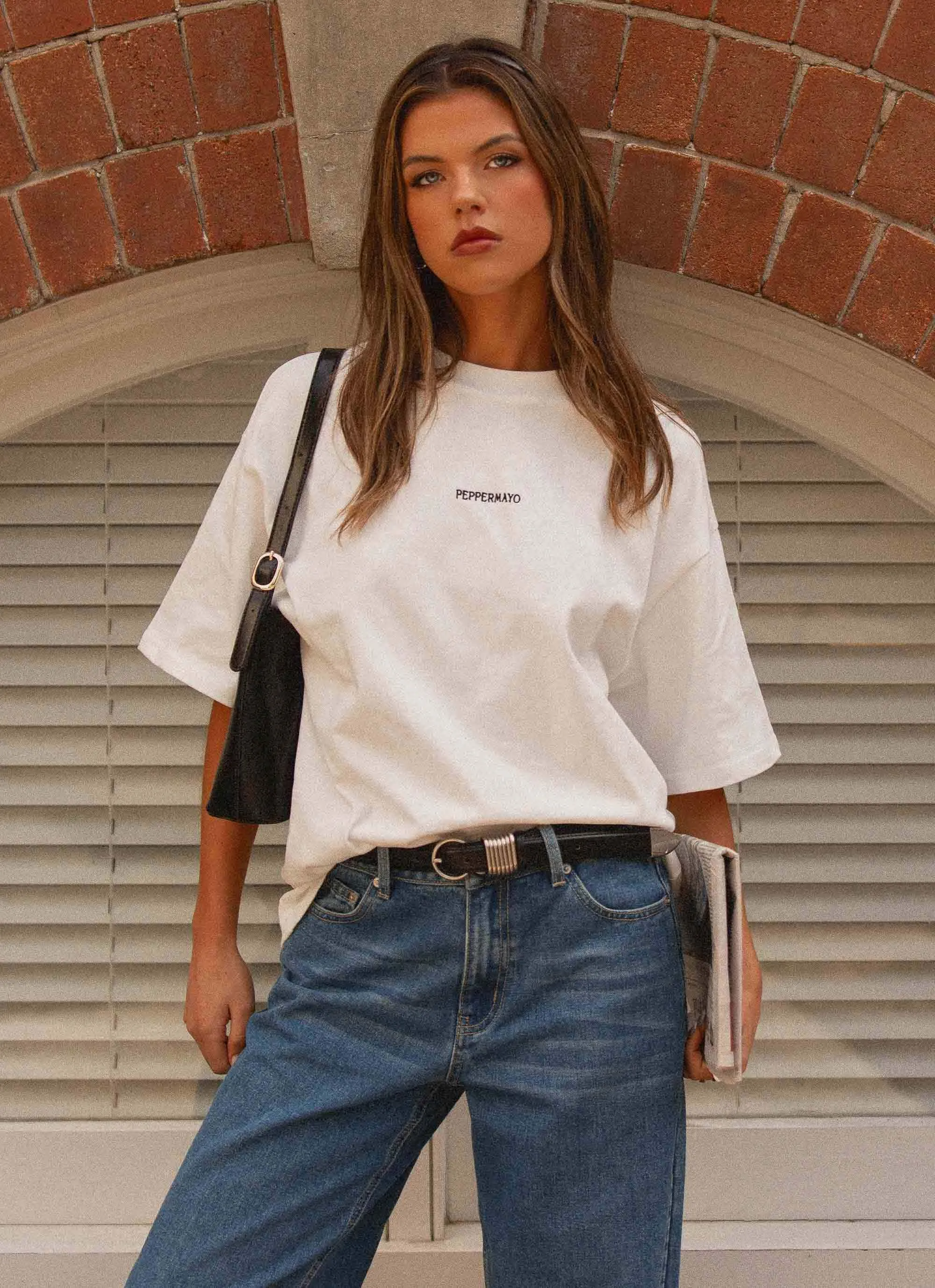 NoSideSeam simple design Signature Oversized Tee - White