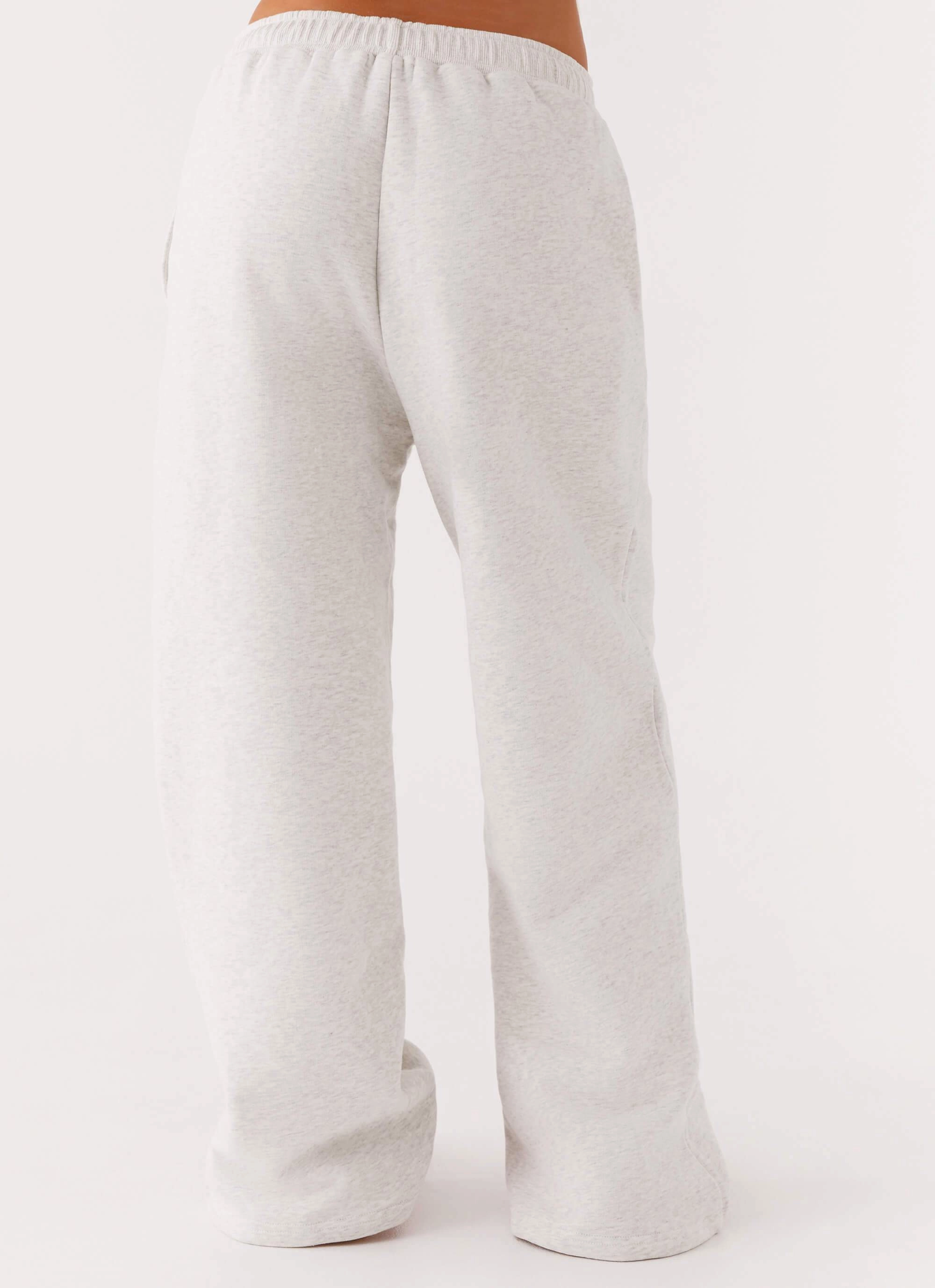 Layering Essential Signature Sweatpants - Grey