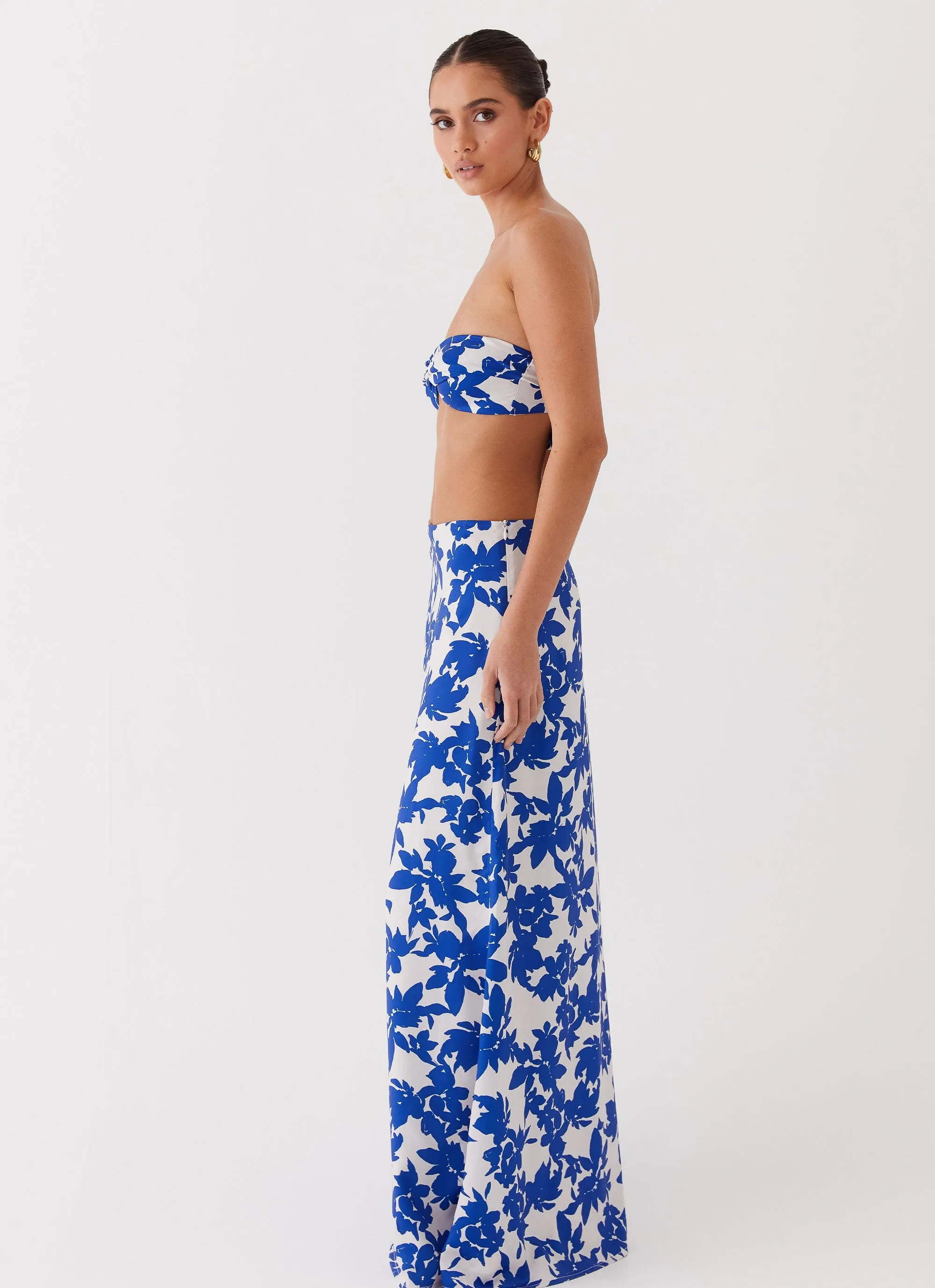 Sky Gaze Low Rise Maxi Skirt - Blue Floral Tapered Cut Monochrome Outfit