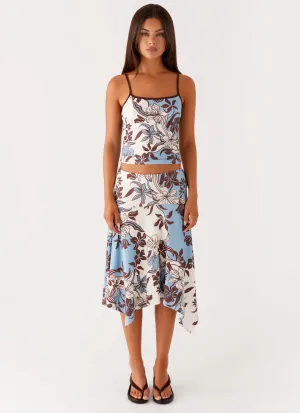 Skye Midi Skirt - Bluewood Blossom soft fit Skye Midi Skirt - Bluewood Blossom Subtle Detail