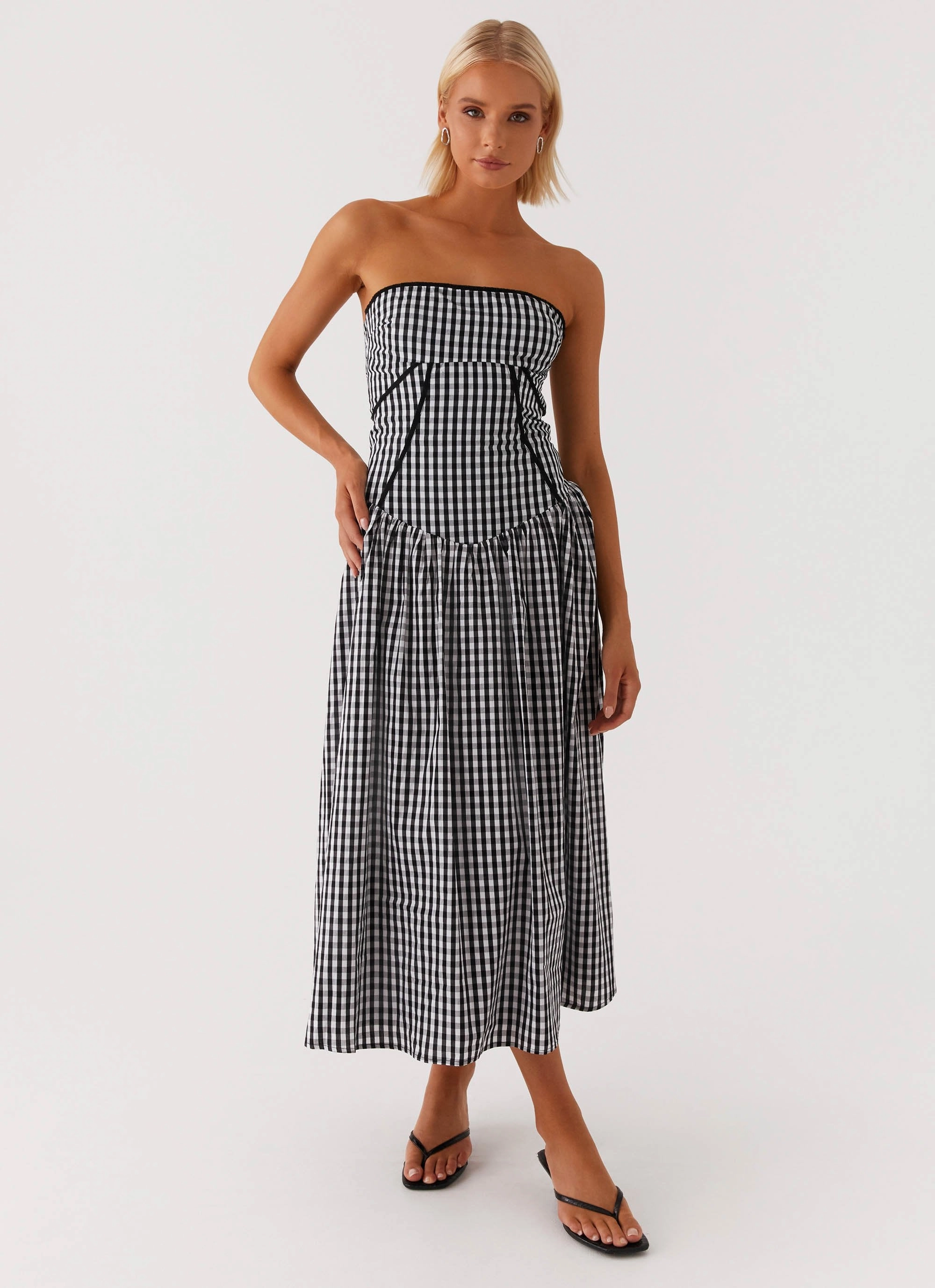 Casual day-to-night piece Cozy And Stylish Larnie Midi Dress - Black Gingam