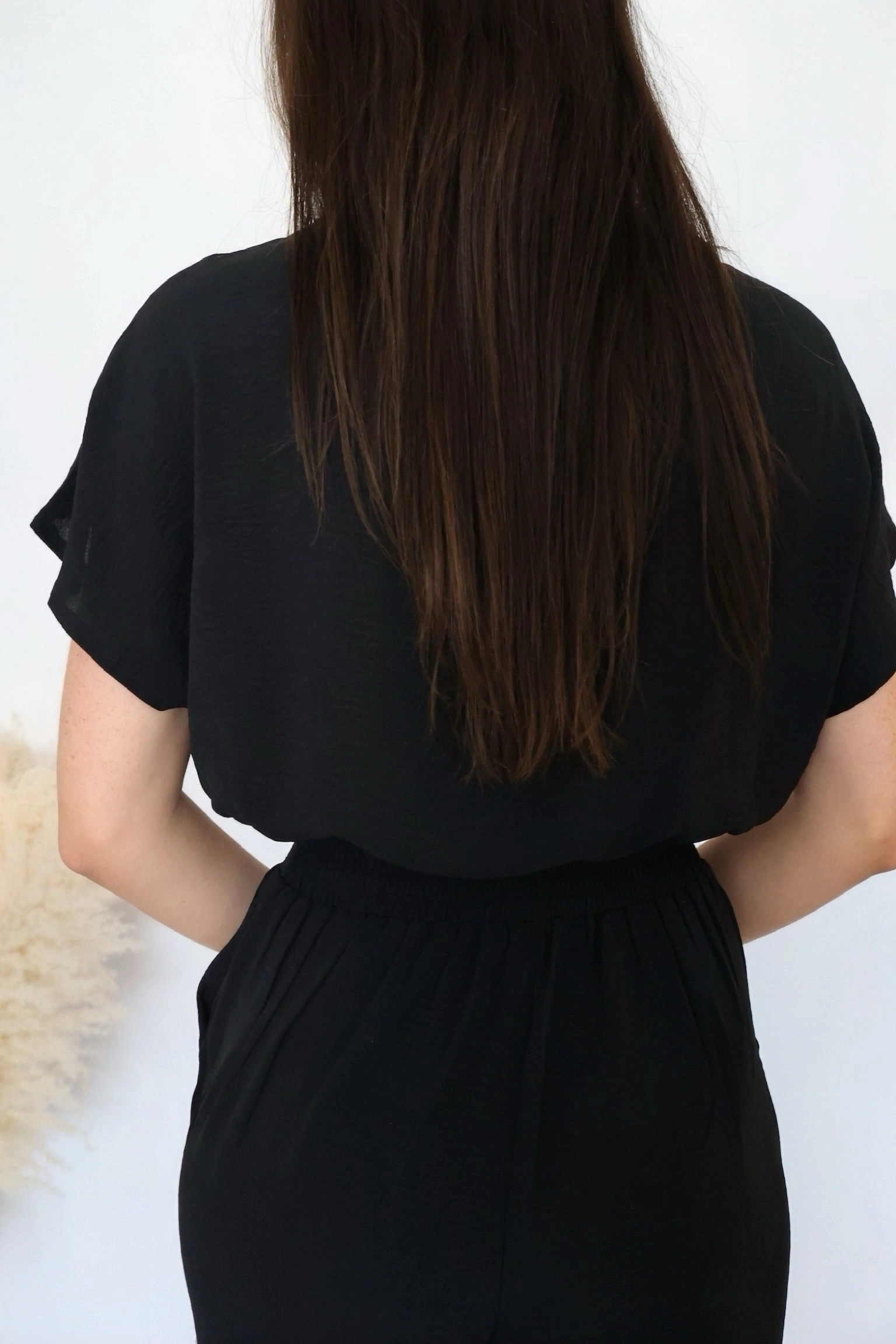 AntiOdorTreatment WrinkleResistant Market Find Top- Black (FINIAL SALE)