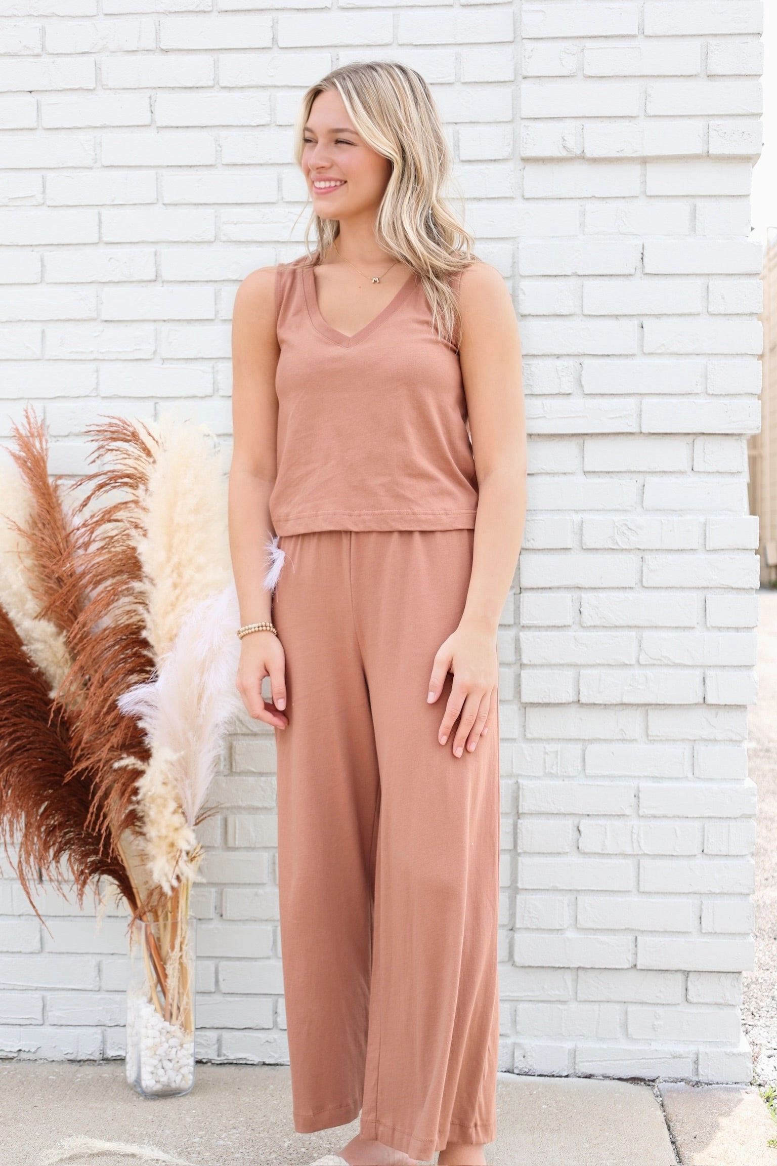 Sloane V-Neck Tank - Teakwood Elegant Look