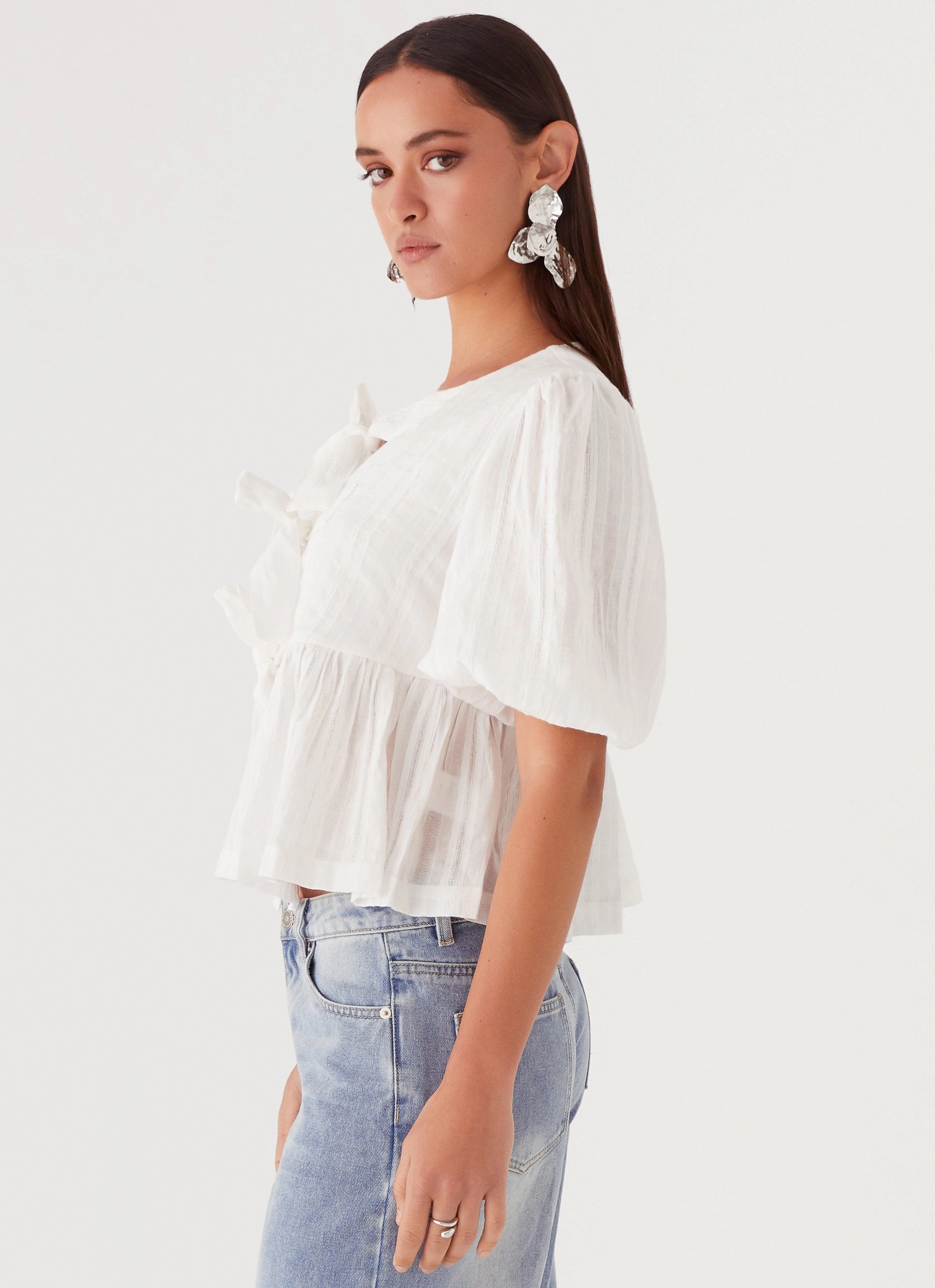 Breathable Lining ContouredPanels Western Wind Tie Top - White