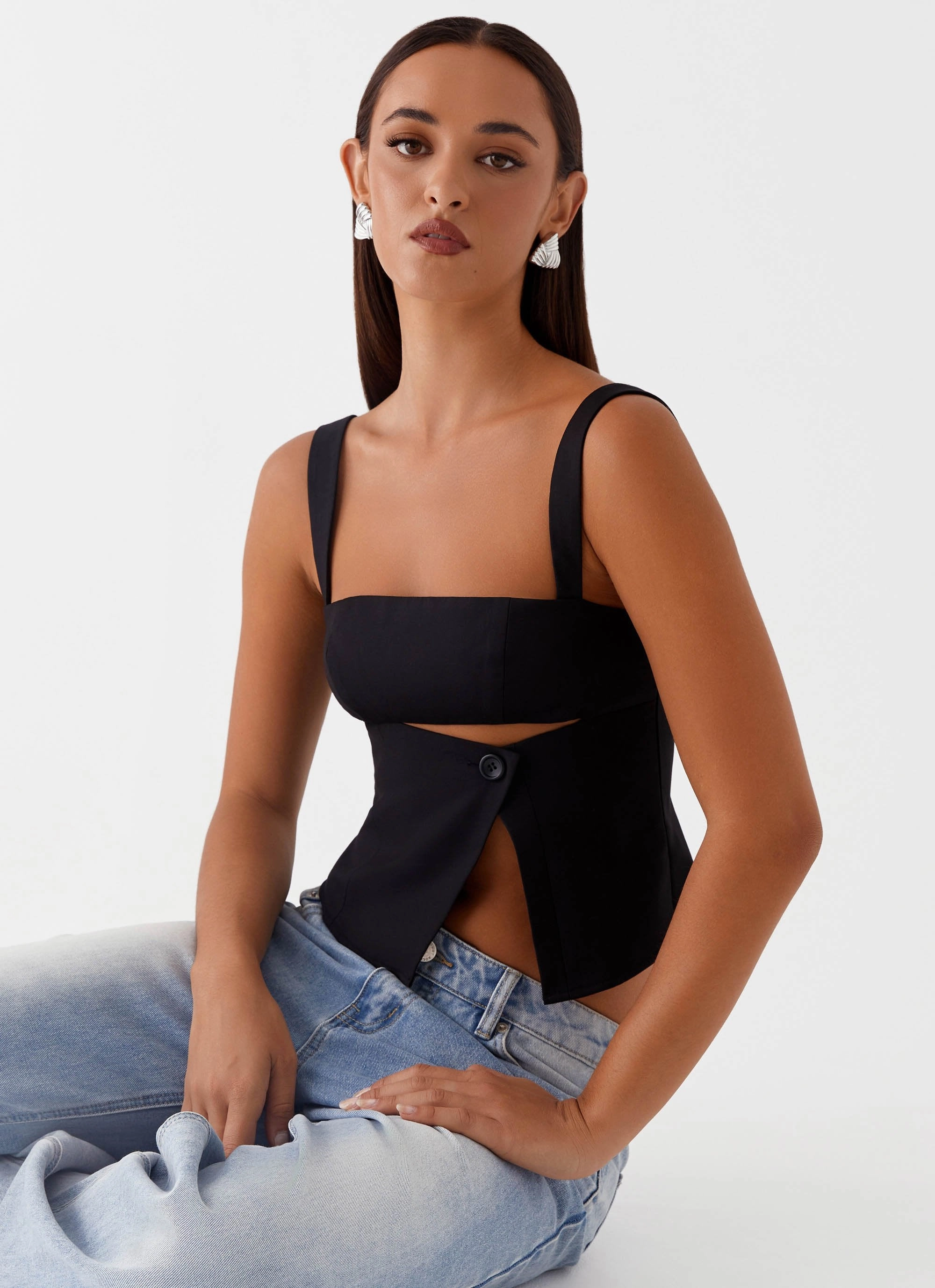 Pia Cut Out Top - Black NeutralPalette