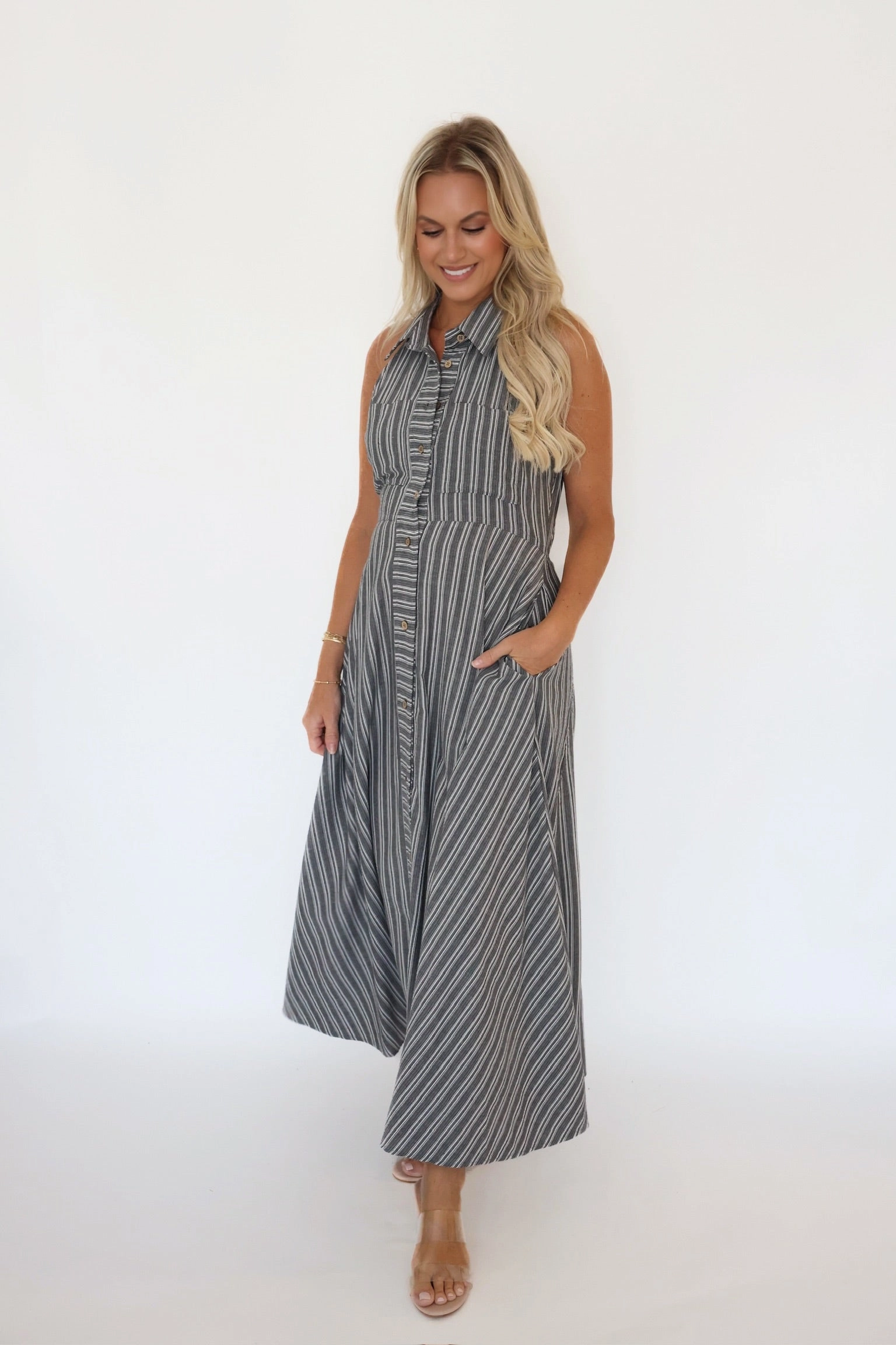 Evett Shirt Dress Shape Retention Fabric OdorResistant Treatment