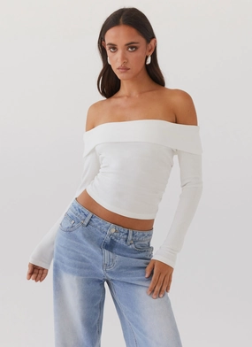 Soft touch finish Hayley Long Sleeve Ribbed Top - White StretchKnit Hayley Long Sleeve Ribbed Top - White