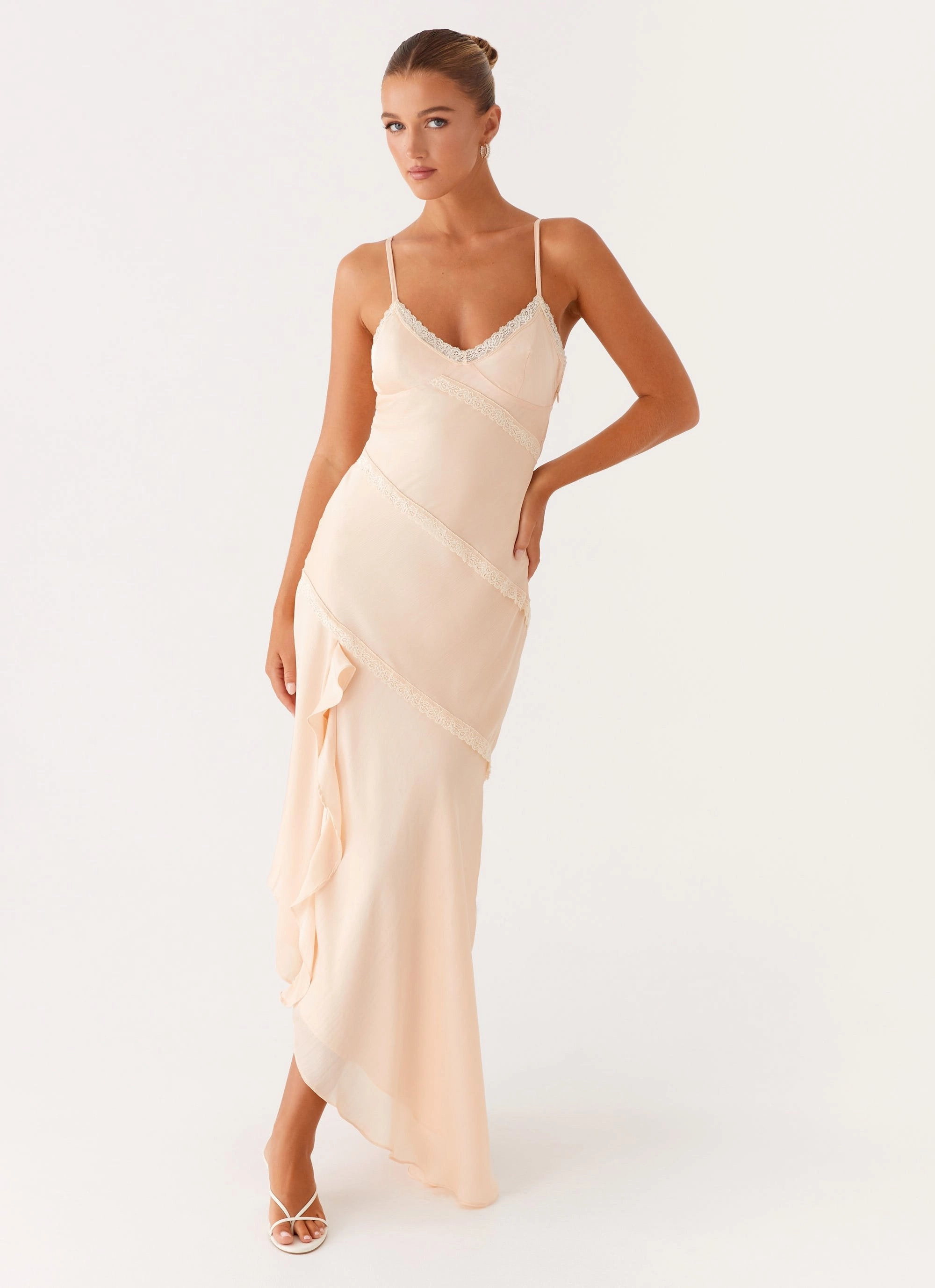 City Style classic waist Solana Maxi Dress - Peach