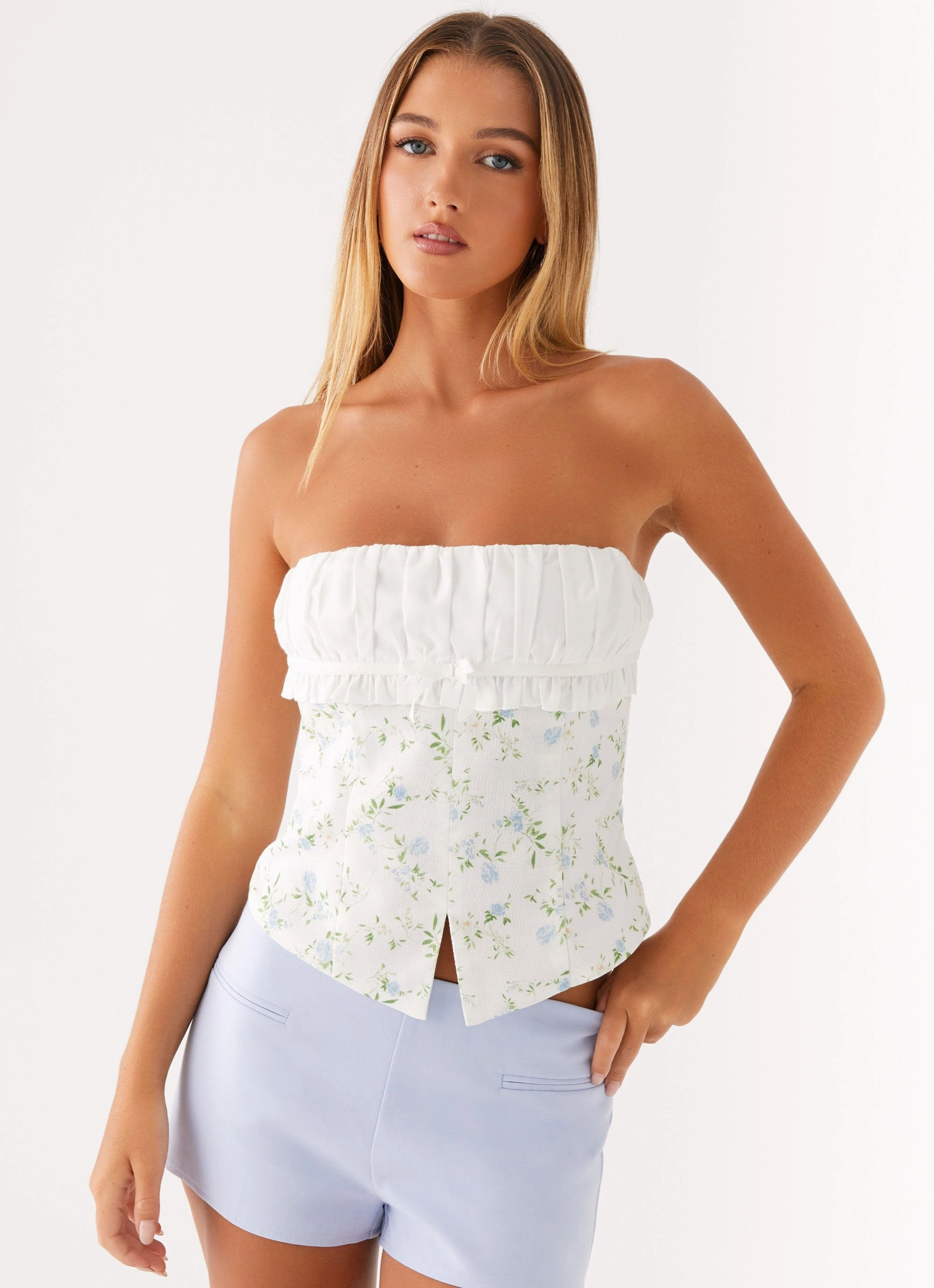 Solar Top - Vintage Ditsy Floral Resilient Elasticity Compression Fit Technology