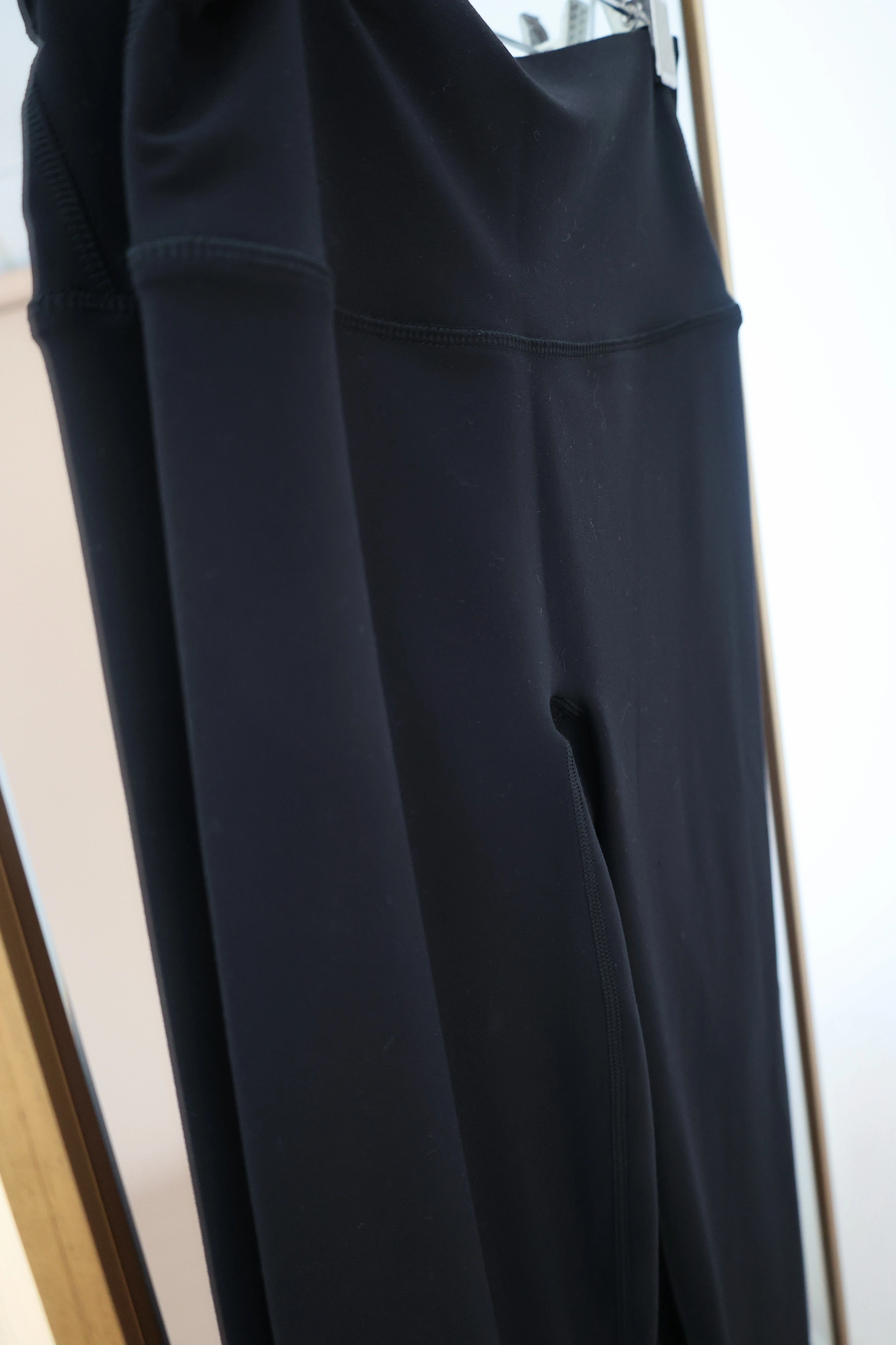 SPANXsmooth Onform Leggings Wrinkle Free Weave