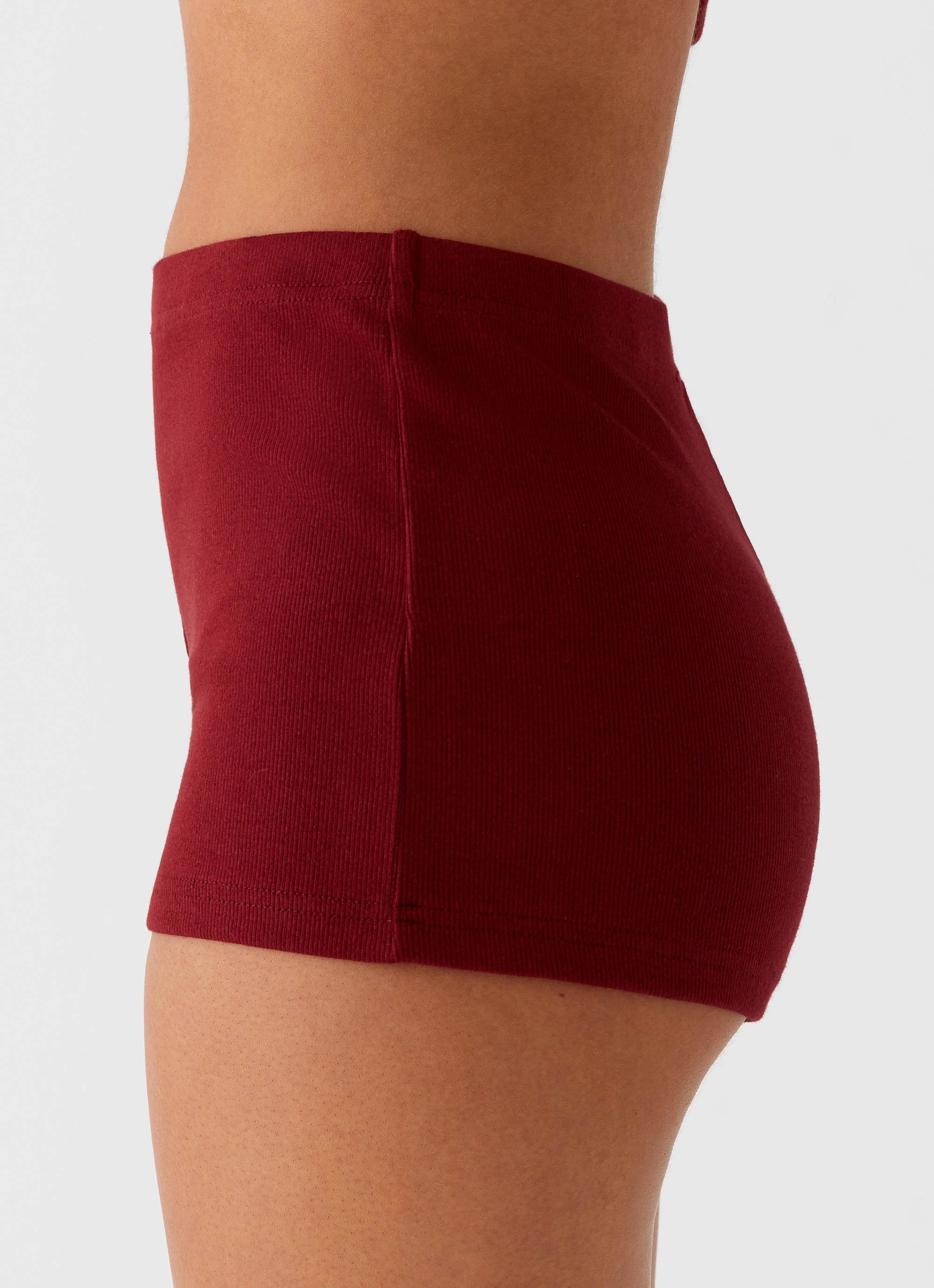 Core Style Reinforced Stitching Spectate Mini Shorts - Maroon