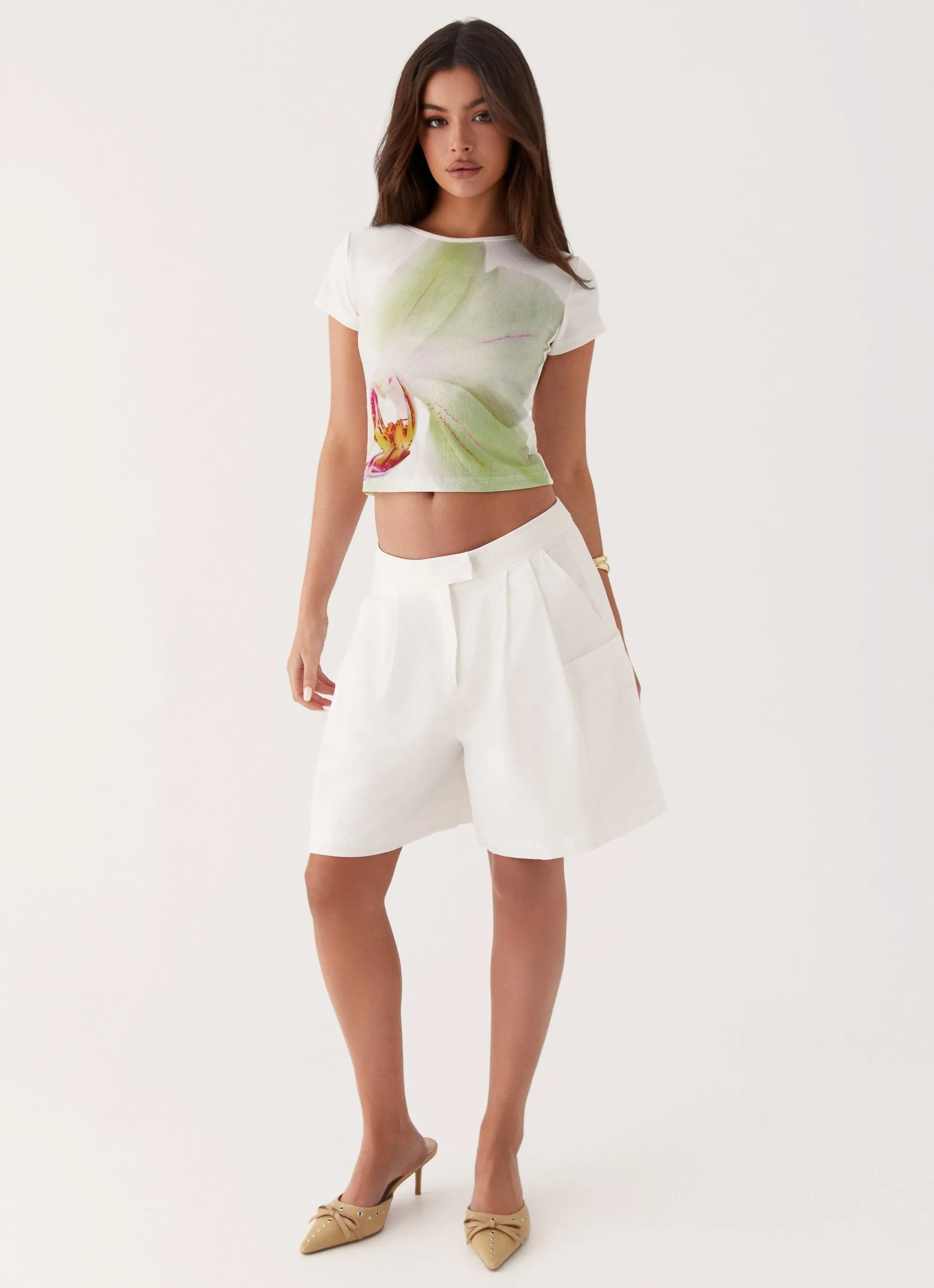 Easy to Style Pistachio Lily Baby Tee - Green