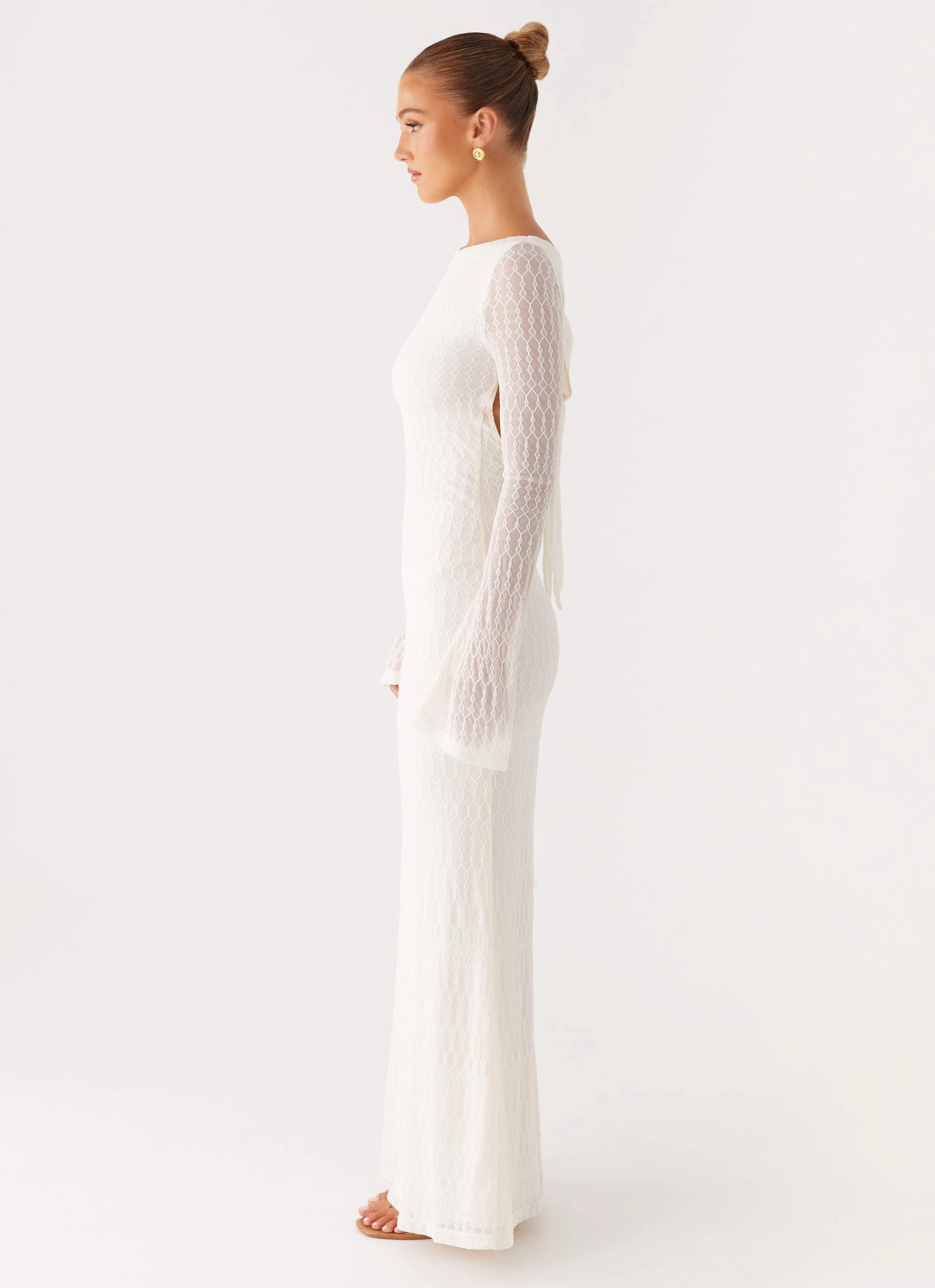 Neutral Tones Chic and Elegant Ethereal Long Sleeve Maxi Dress - Ivory