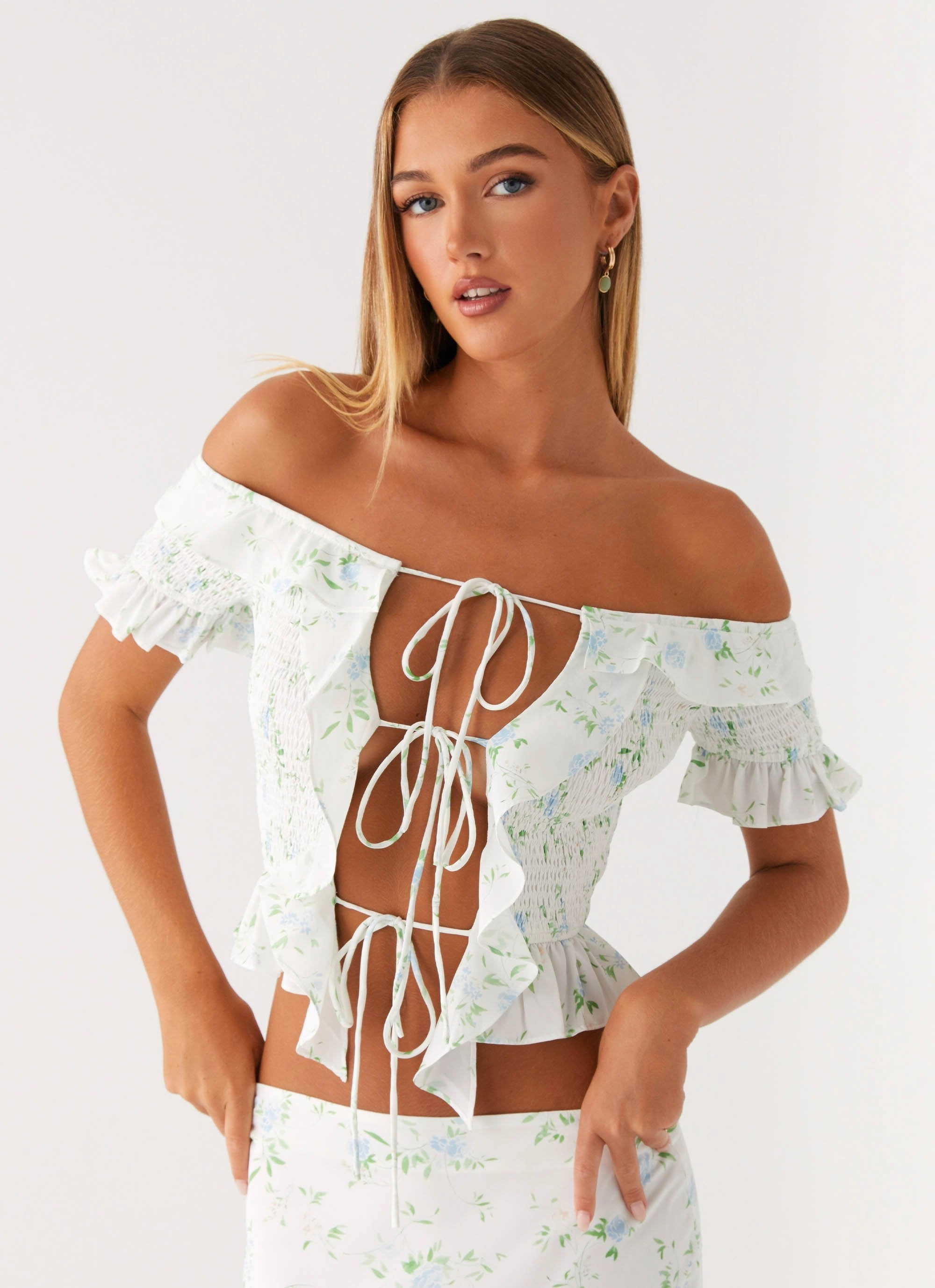 MoistureWicking Technology Star Girl Top - Vintage Ditsy Floral