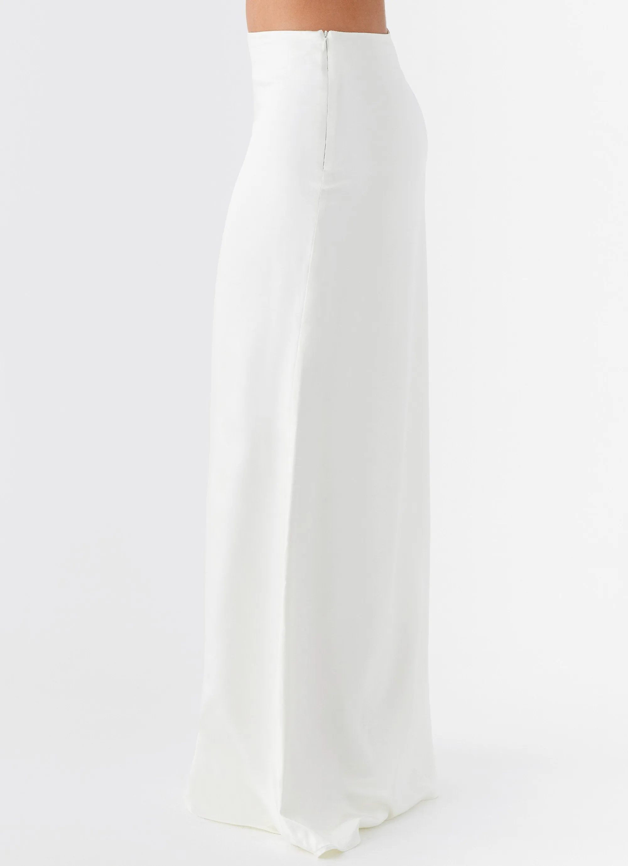 Morgan Low Rise Maxi Skirt - Ivory Breezy Flow Refined Mood