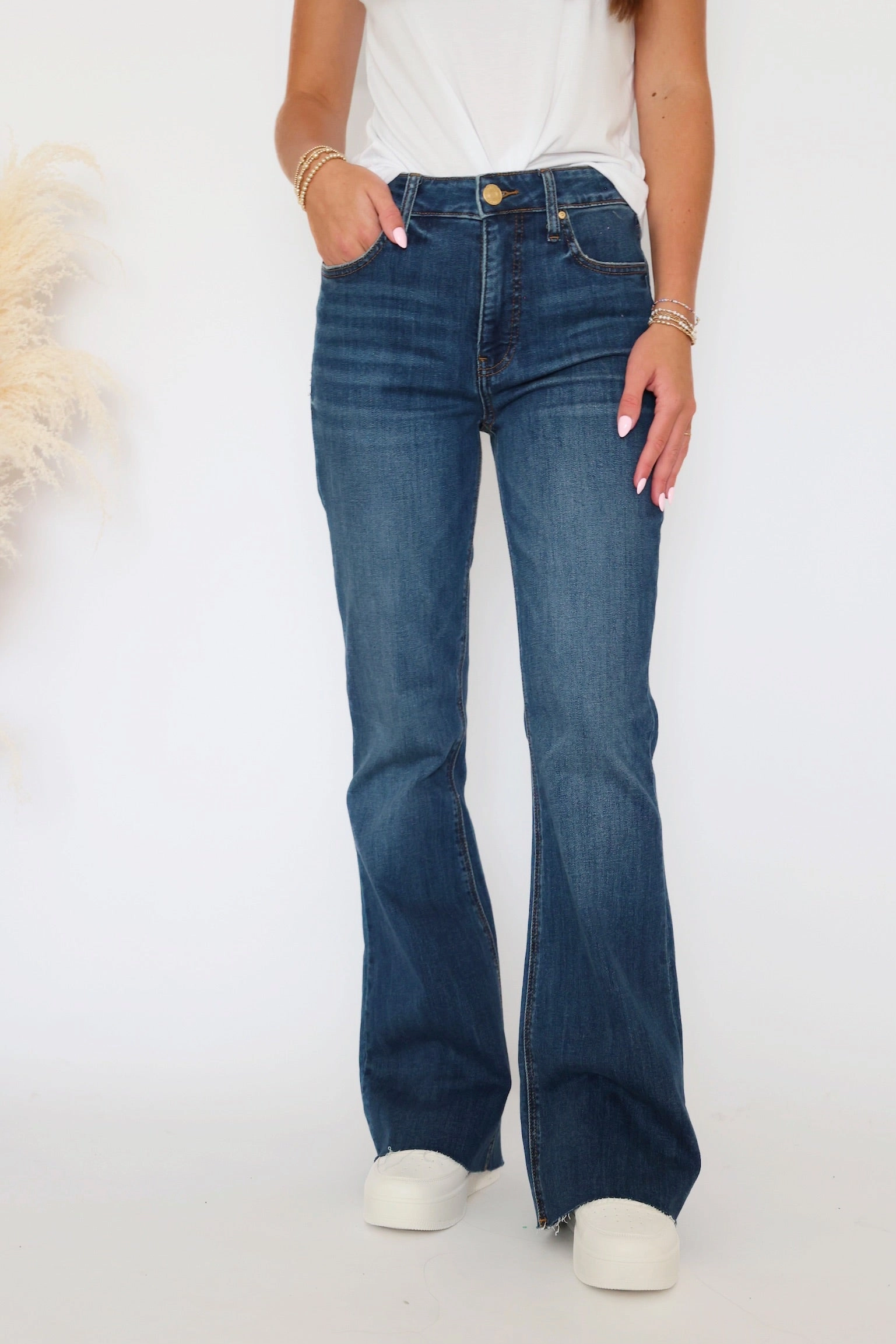 Moisture Control Technology WeightedHem Stella Fab Ab Flare- Decent