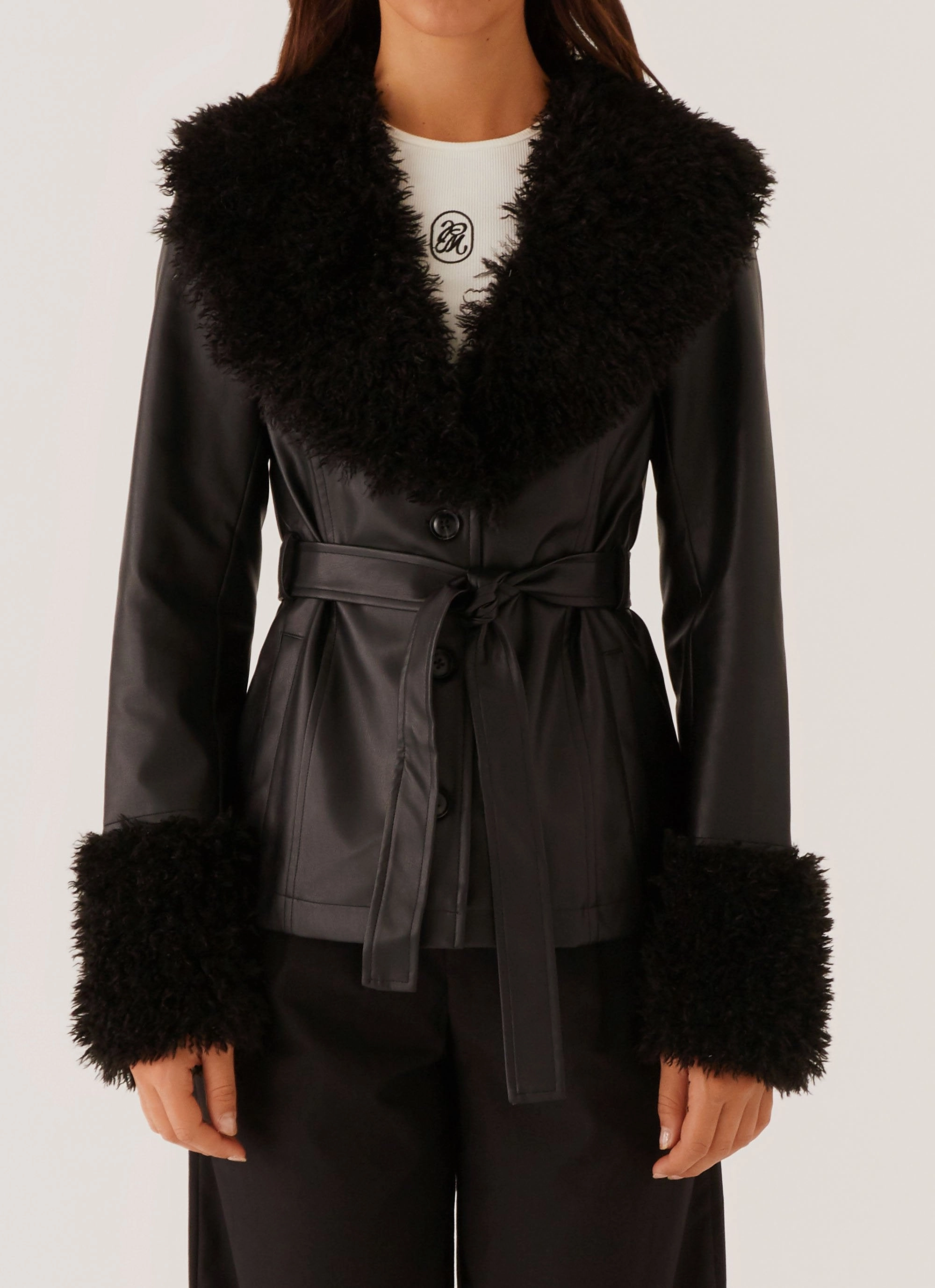 Bonded Seam Construction Street Lights Fur Trim Jacket - Black