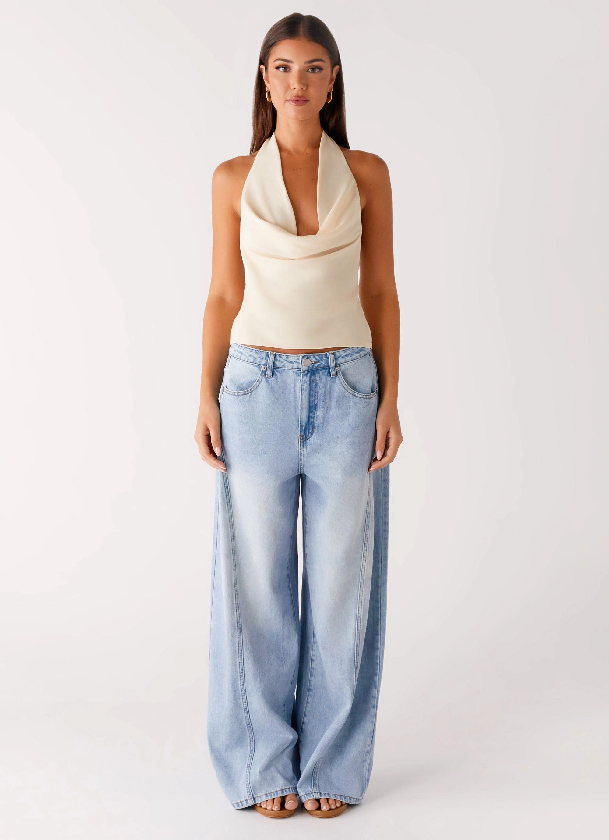 Timeless Wide Leg Jeans - Bleached Blue Laser Cut Edges