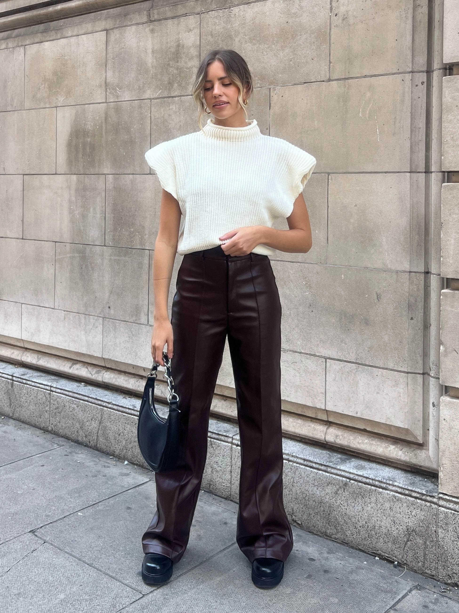 Durable Reinforced Hem Dahlia Chunky Sleeveless Knitted Top / Cream