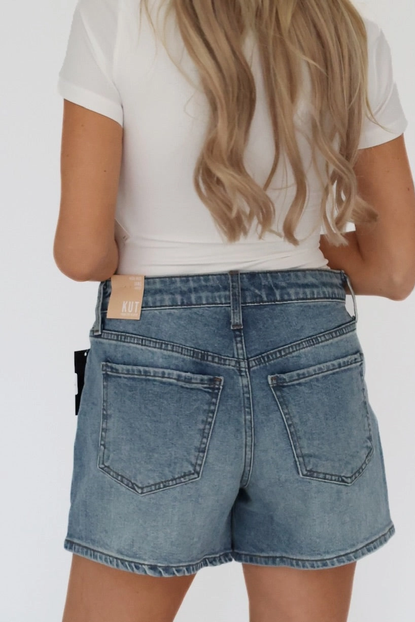 AirflowVents Jane High Rise Short - Distinguished Wash