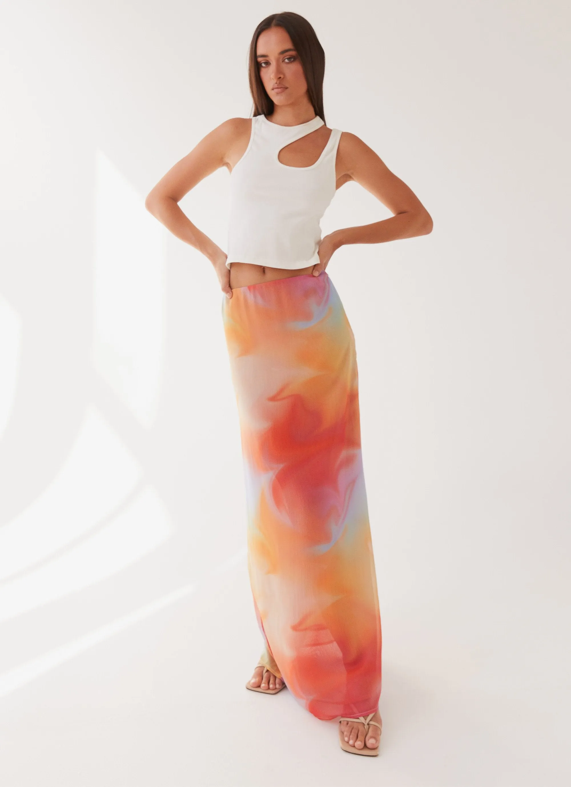 Sunlight Cascade Maxi Skirt - Rainbow Radiance Quick Fit Textured Surface