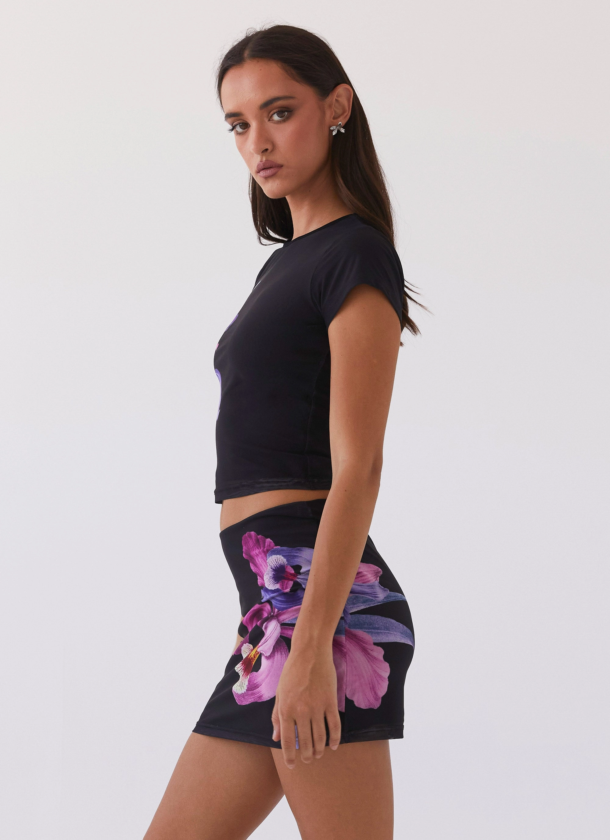 UV Protective TapedSeamConstruction Sunset Bliss Mesh Tee - Cosmo Floral