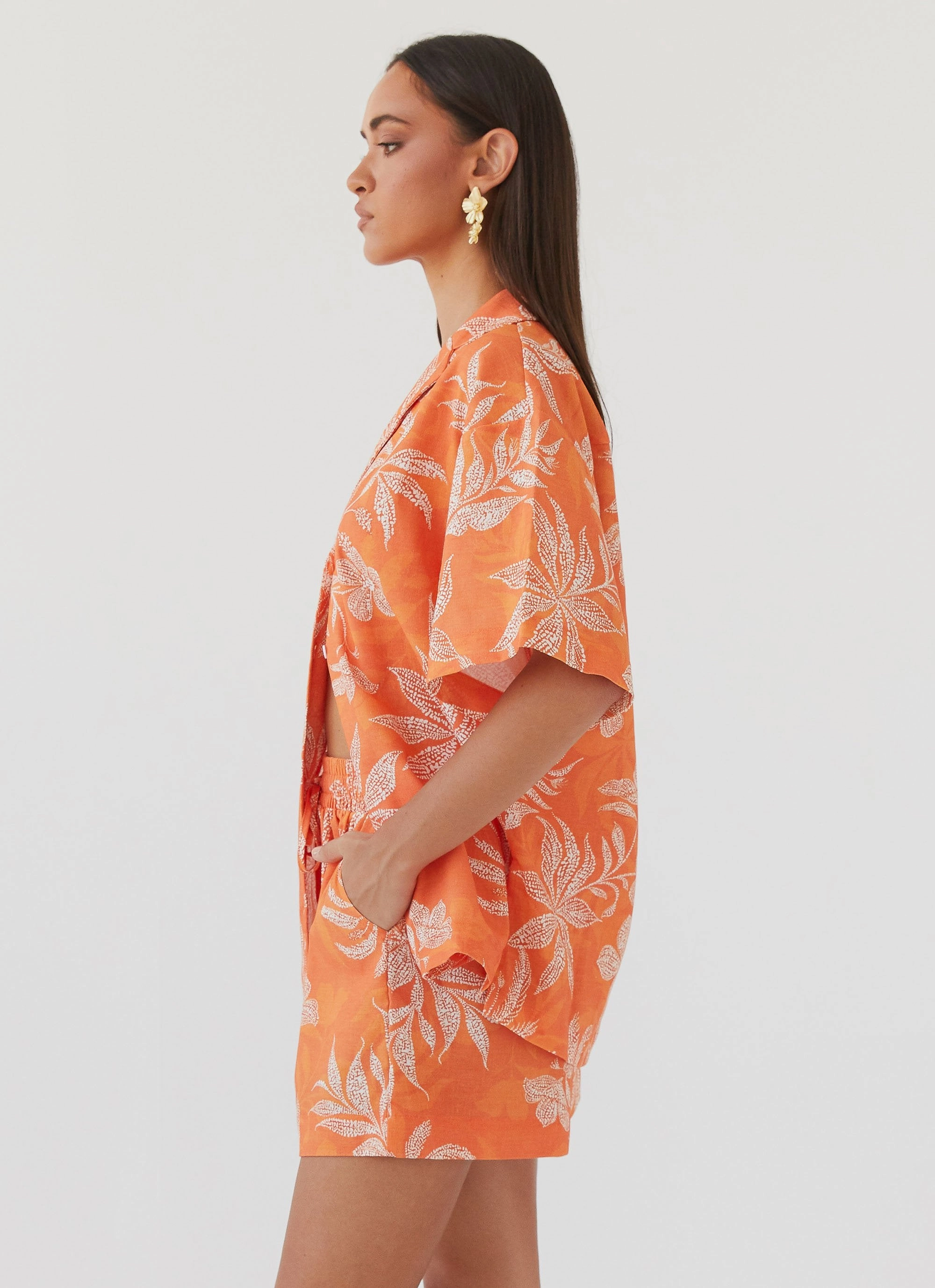Sweet Relief Oversized Linen Shirt - Tropic Sunset Anti Static Interior