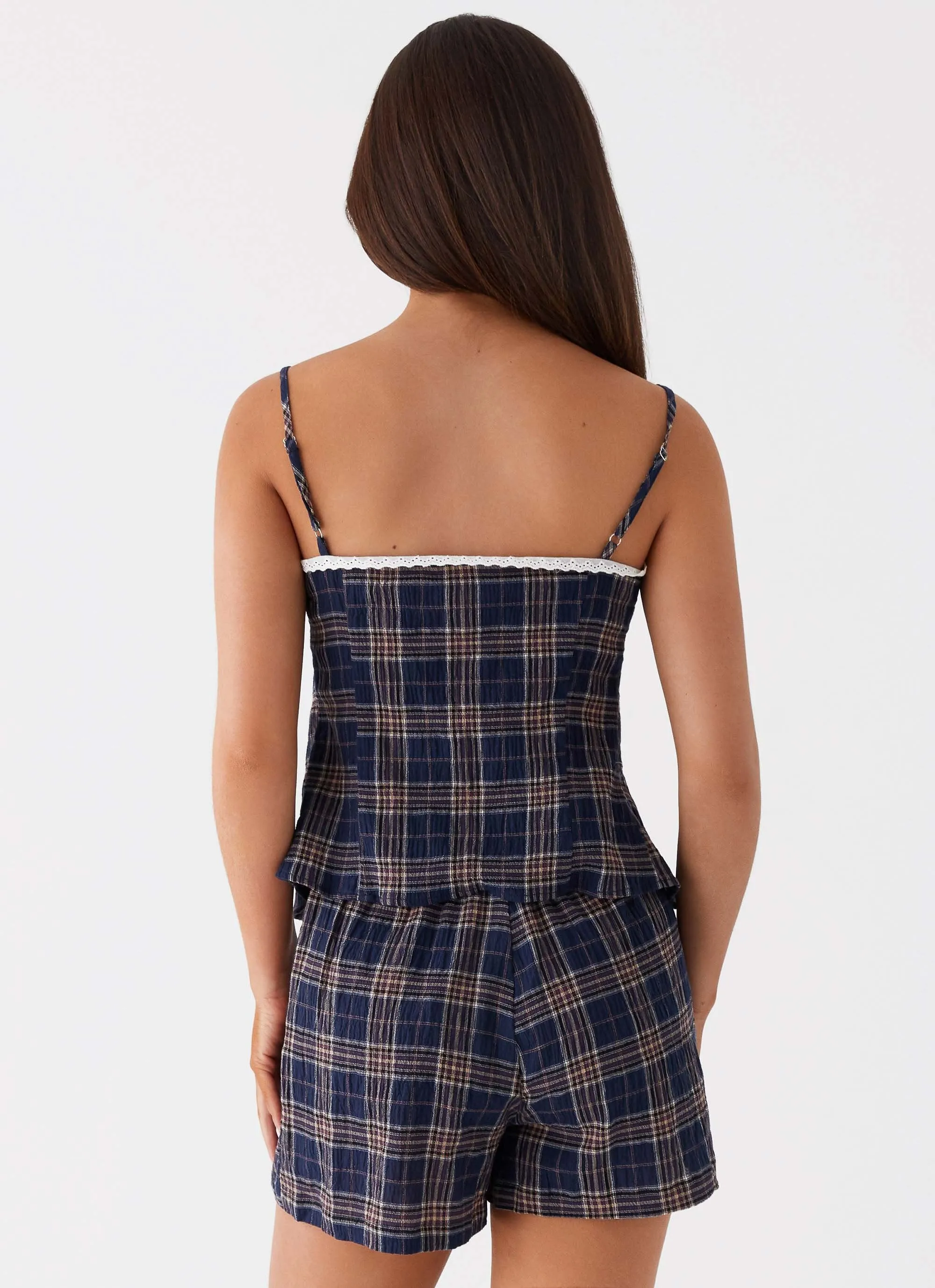 BreathableBackVents Scoop Neck Shape Tamaira Tie Top - Navy Check