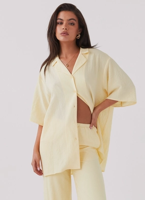 The Good Days Shirt - Lemon Move Easy Dry Fast The Good Days Shirt - Lemon