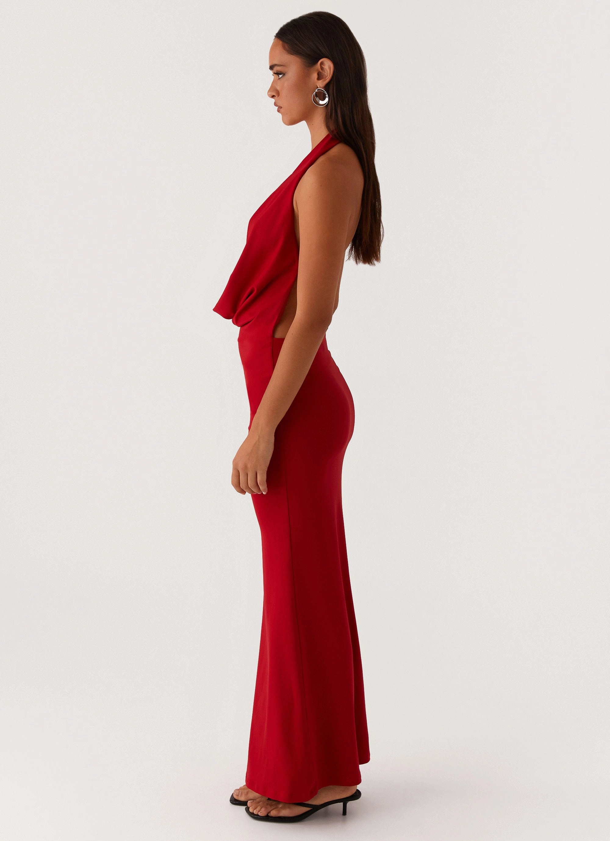 Casual and Comfy Garden Scene Dedicated Maxi Dress - Red