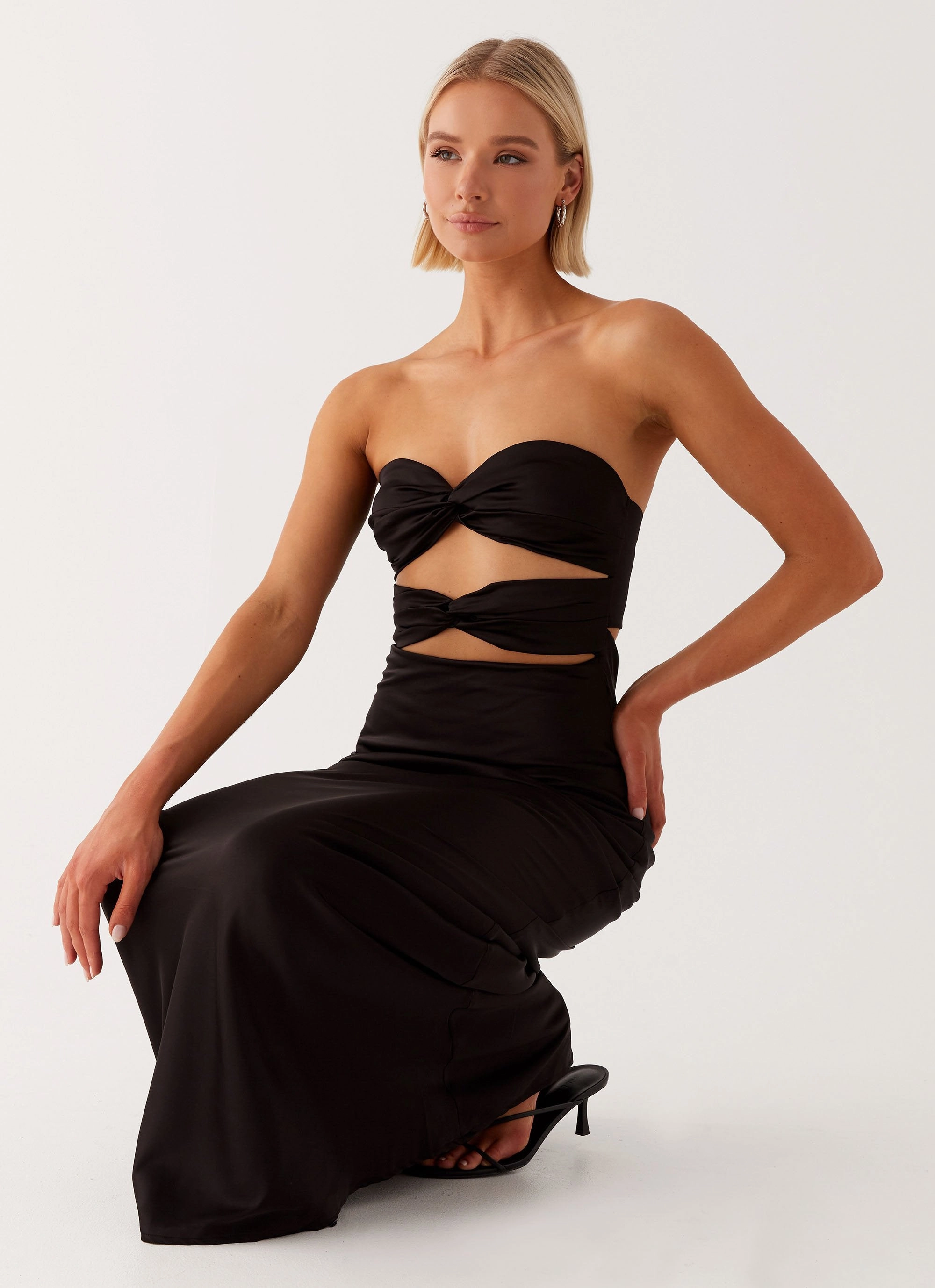 Breathable Tianna Strapless Maxi Dress - Black