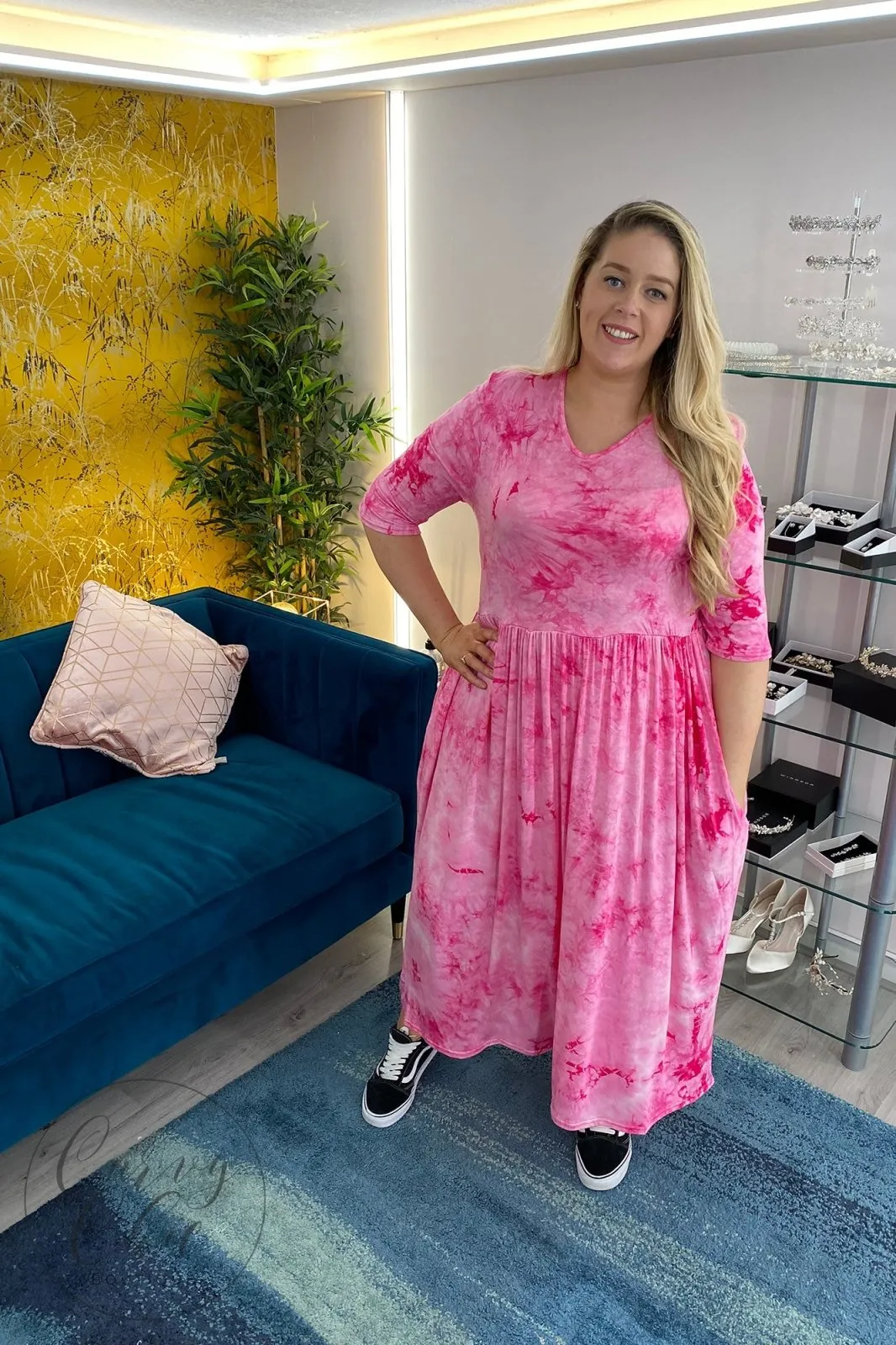 Tie Dye Stretchy Plus Size Maxi Dress with Pockets   Sleeves
