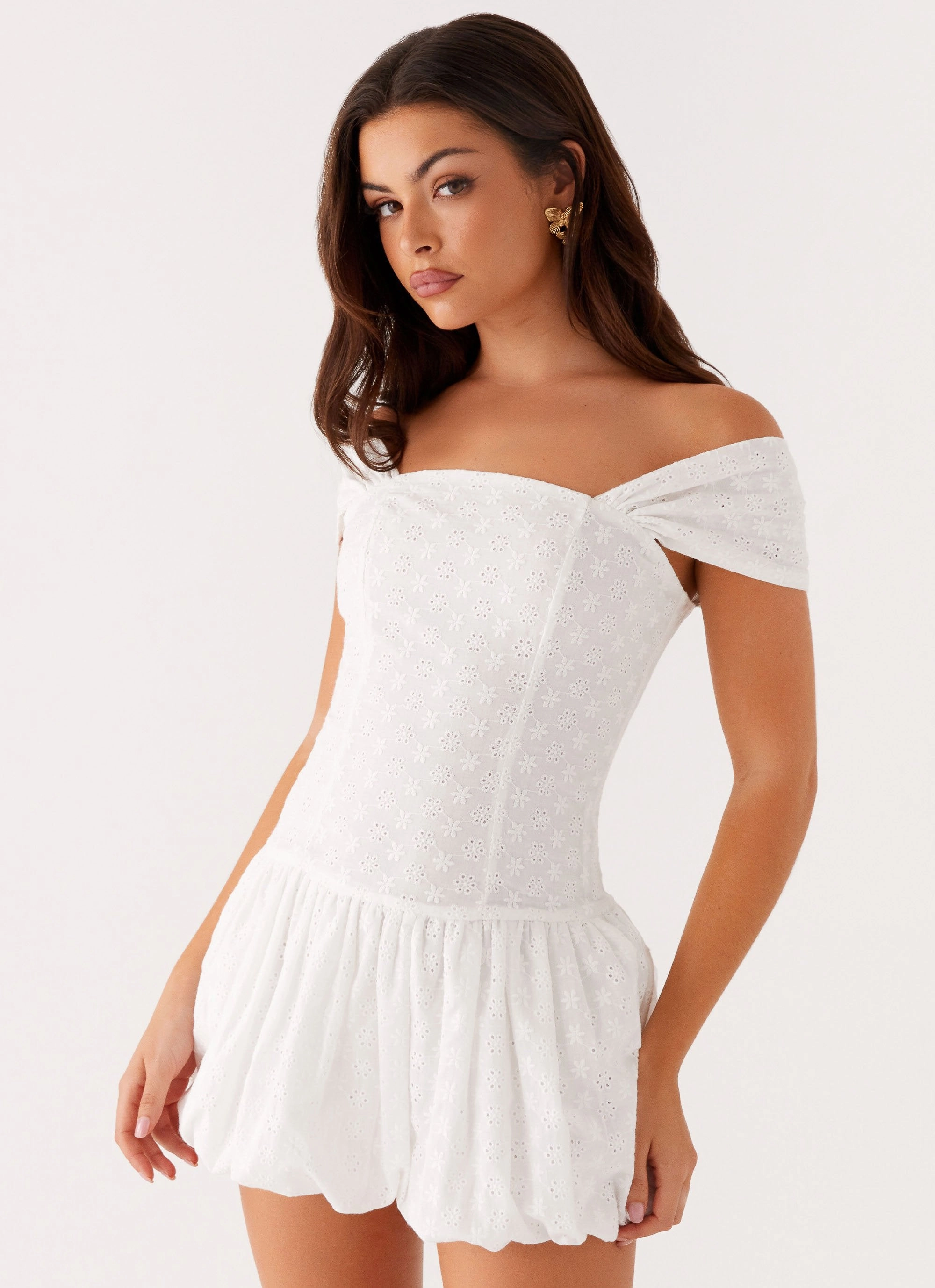 and Effortless fit dress. Sleek Motion Vida Off Shoulder Mini Dress - White
