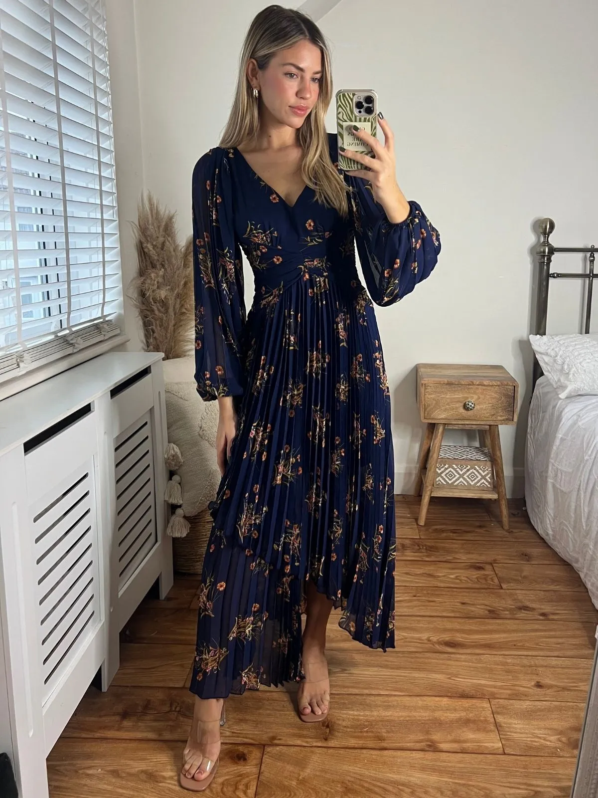 Light Cloud Gender Inclusive Toni Long Sleeved Pleated Maxi Dress / Navy Floral
