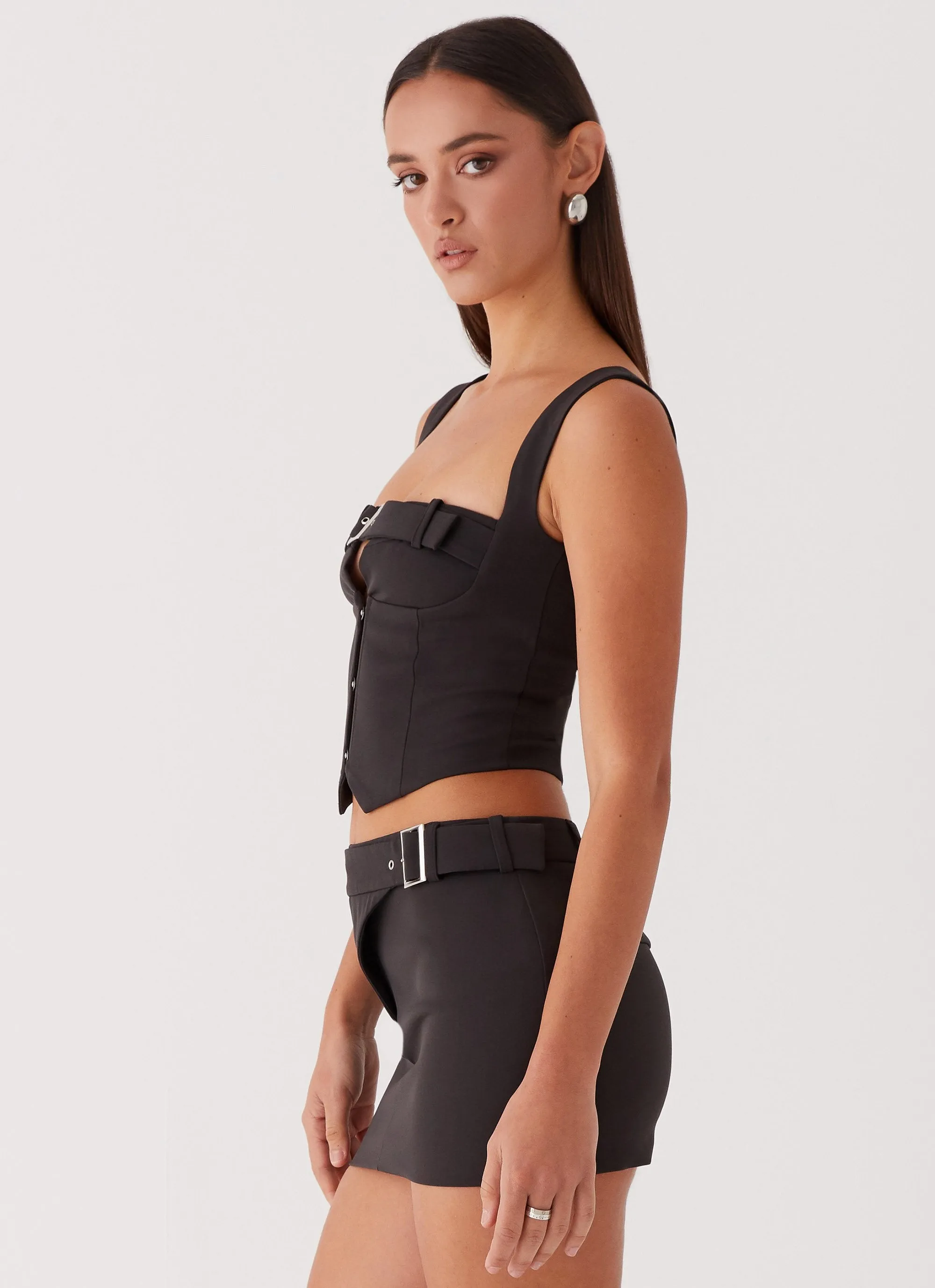 Chic casual Too Many Nights Belt Mini Skirt - Black