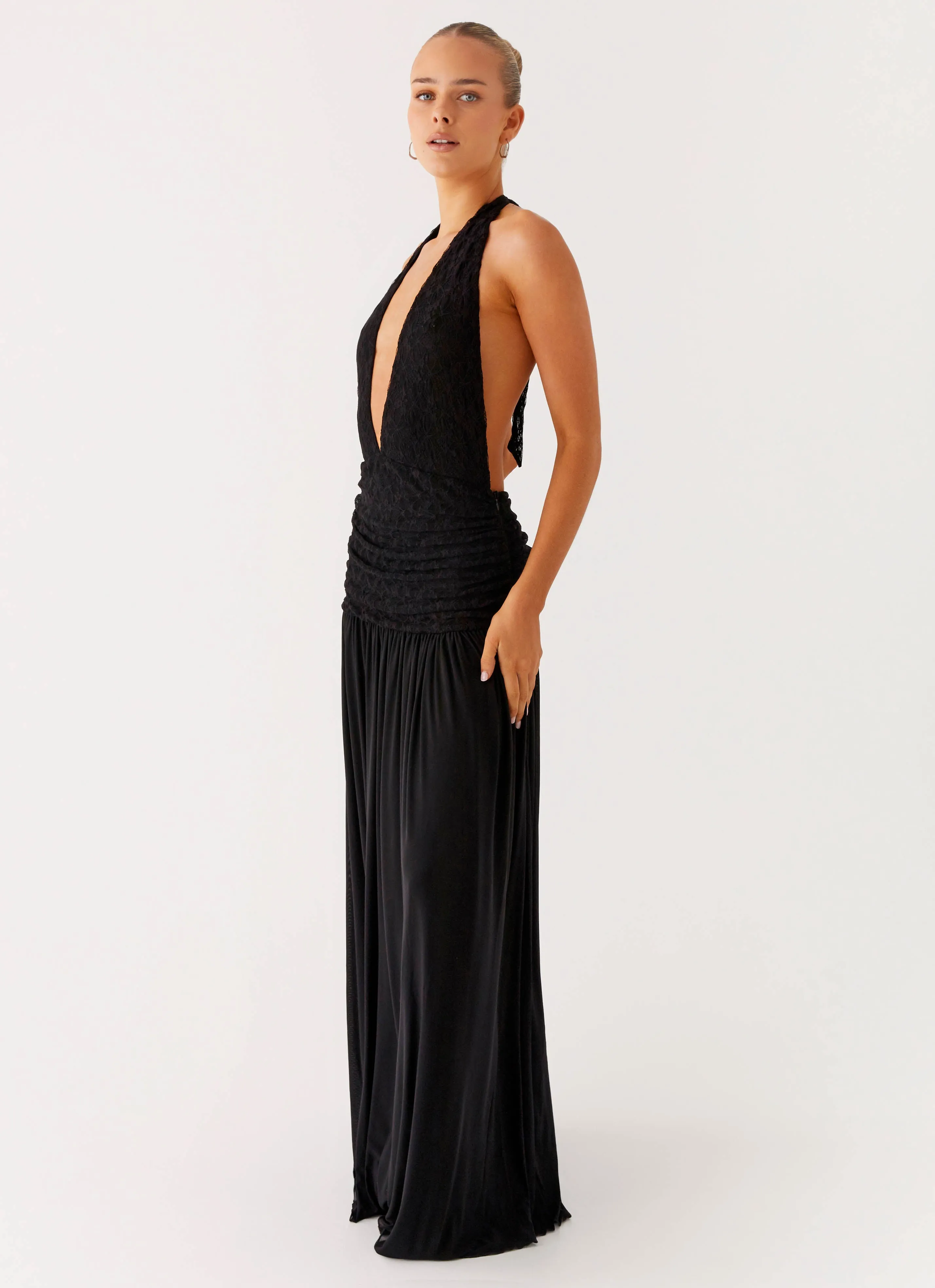 Full Attention Maxi Dress - Black Travel-friendly