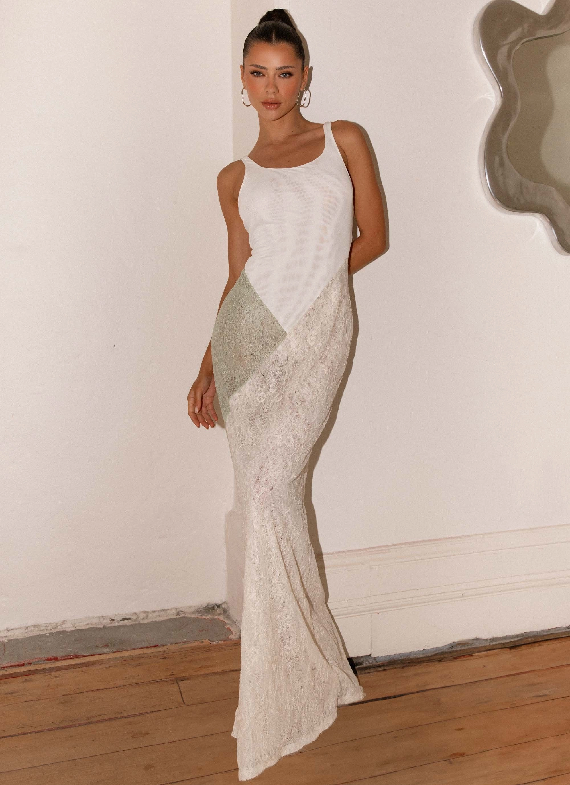 Casual chic dress Twilight Dreams Maxi Dress - Ivory