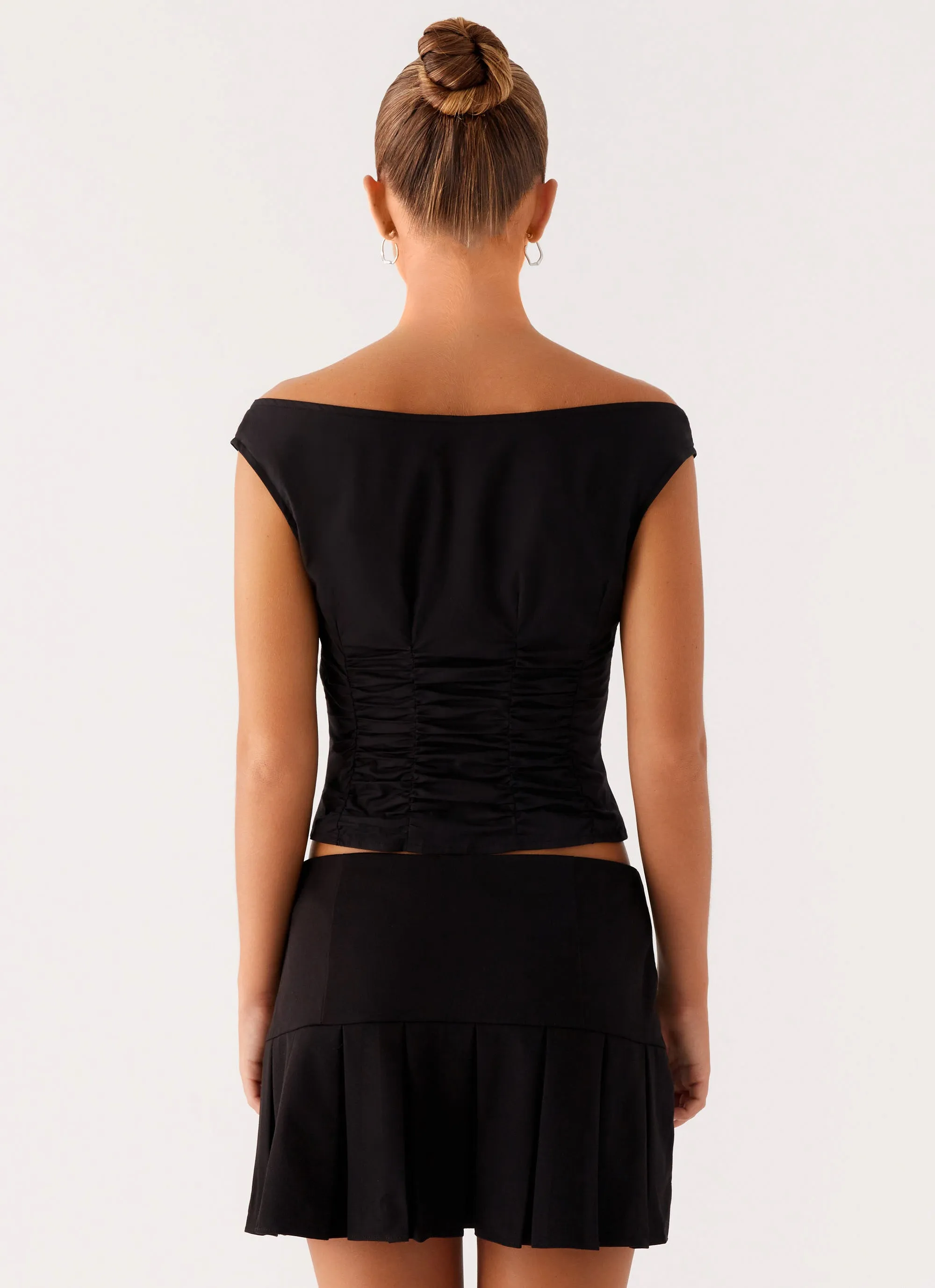 Shelby Pleated Mini Skirt - Black Statement Color