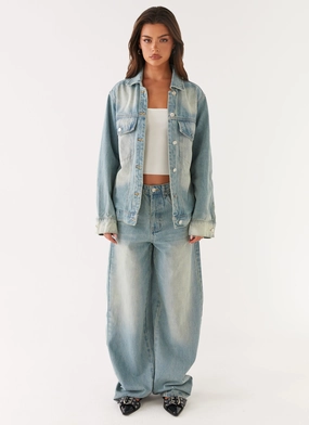 Ultra Soft Weave Maxwell Denim Jacket - Washed Blue Maxwell Denim Jacket - Washed Blue Heat Trapping Layer Eco Friendly Production