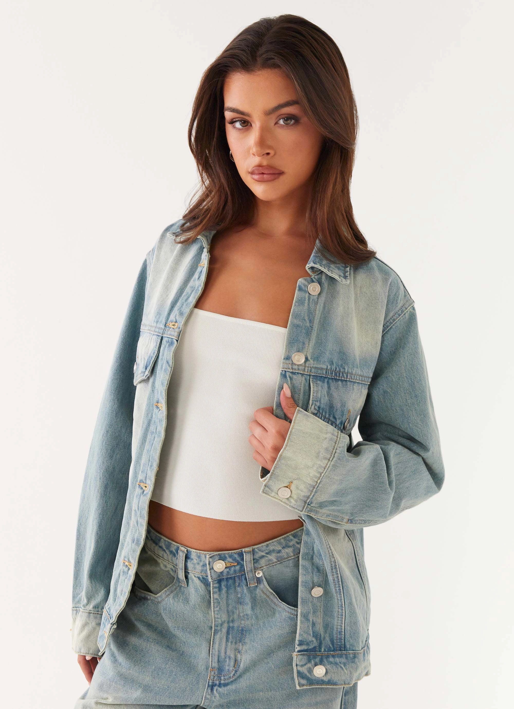 Non Restrictive Tailoring Maxwell Denim Jacket - Washed Blue