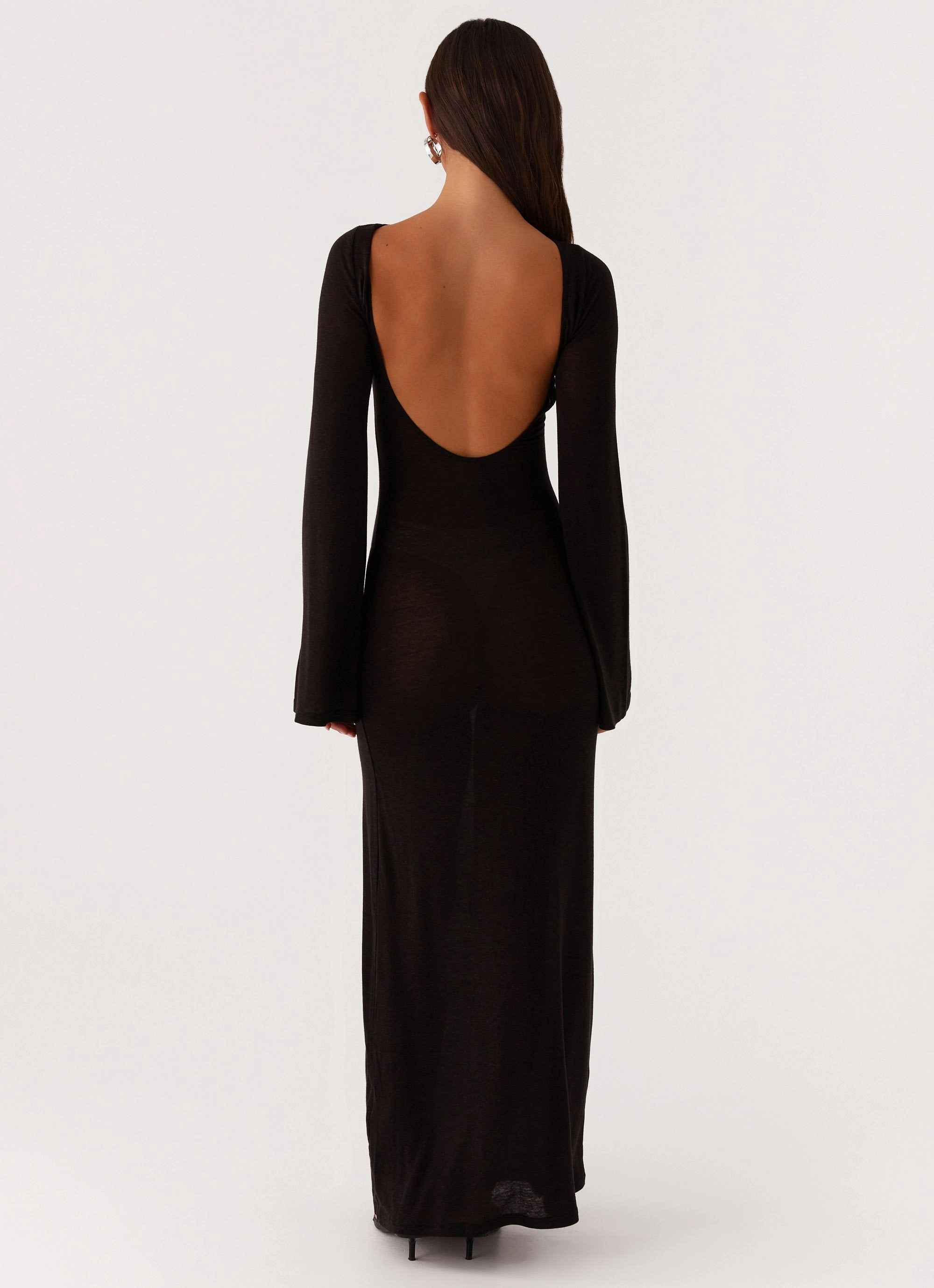 Calm Outfit Sophisticated Look Olivia Long Sleeve Maxi Dress - Black