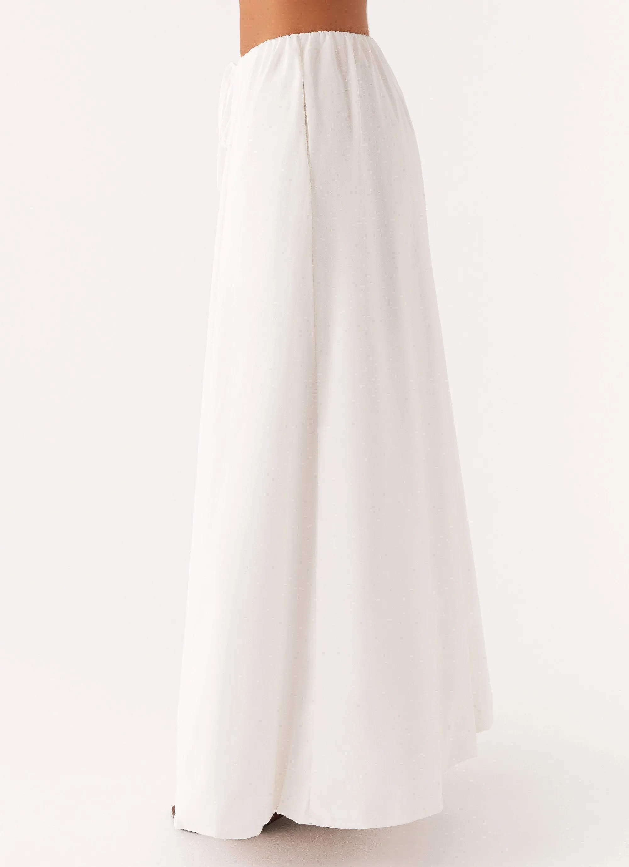 Delicate Texture Cheryl Maxi Skirt - White