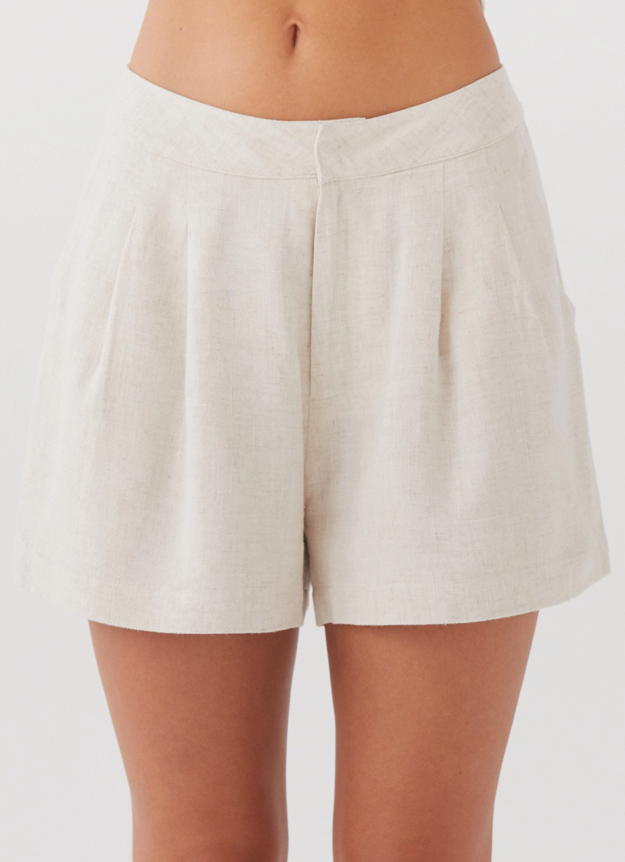 Born For Bordeaux Linen Shorts - Oatmeal Comfort Style StaticDissipativeFabric