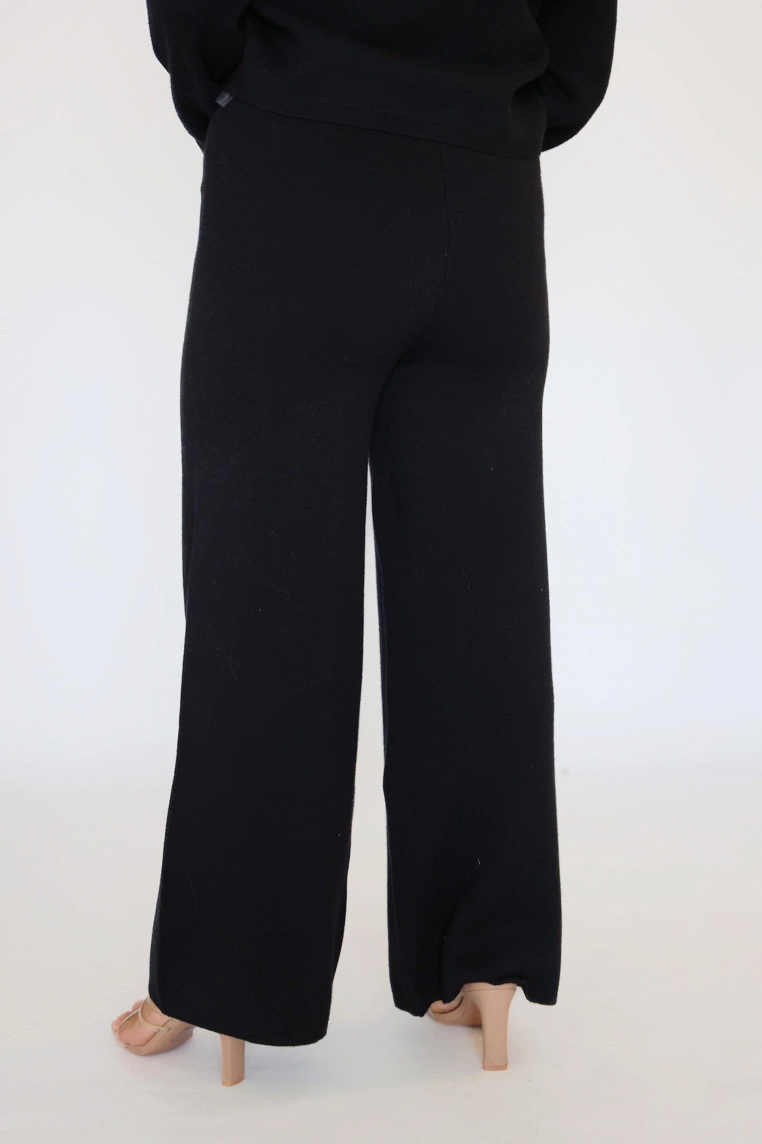Elowen Sweater Knit Pant - Black (FINAL SALE) Odor Control Finish Breathable Design