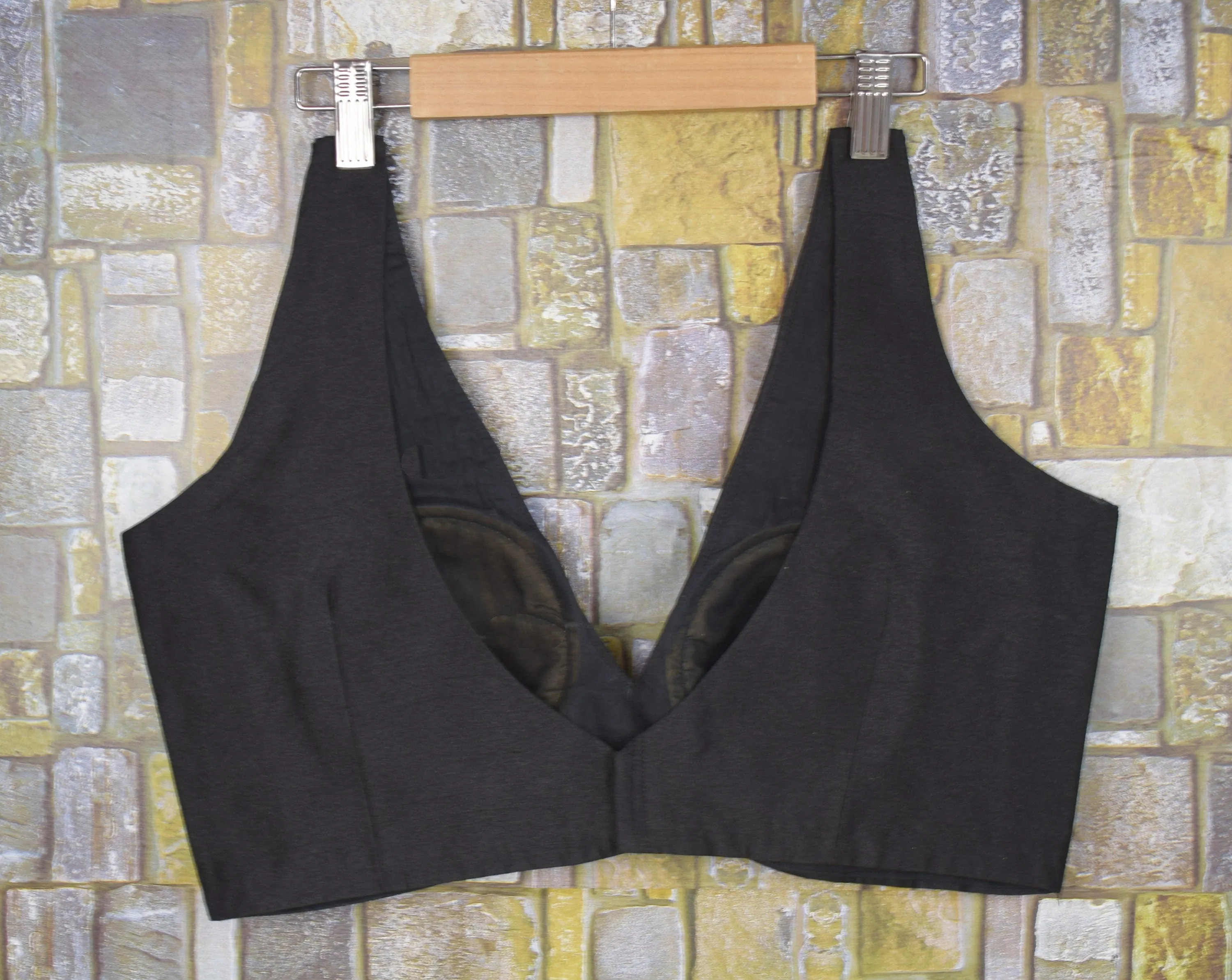 V-Neck Raw silk  Blouse Black  Back Open Short Choli Sleeveless Crop Top Designer Blouse  Indian Saree blouse Plus size Blouse Indian